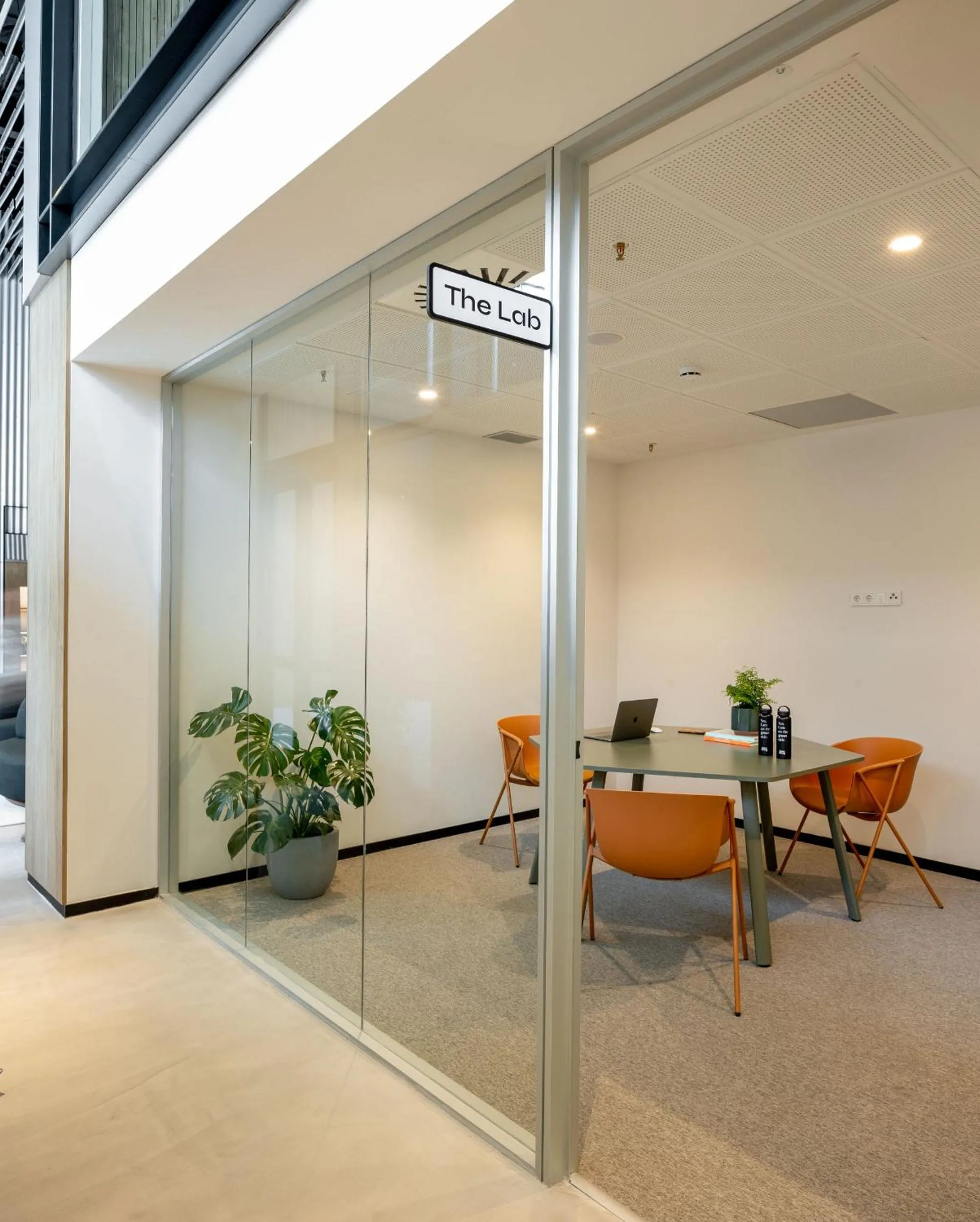 Business facilities in Kora Green City - Aparthotel Passivhaus