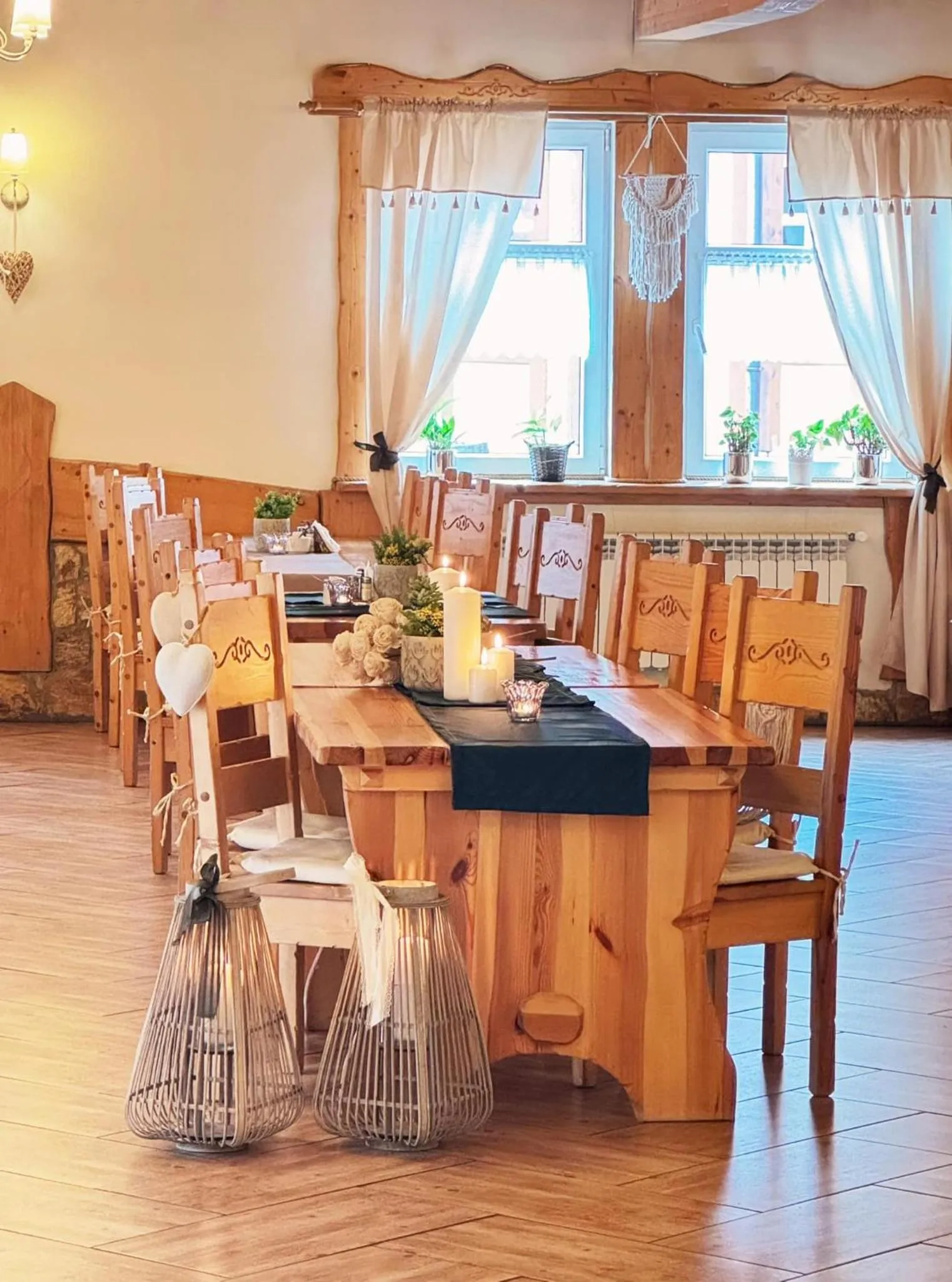 Restaurant/places to eat in Dworek nad Wisłą