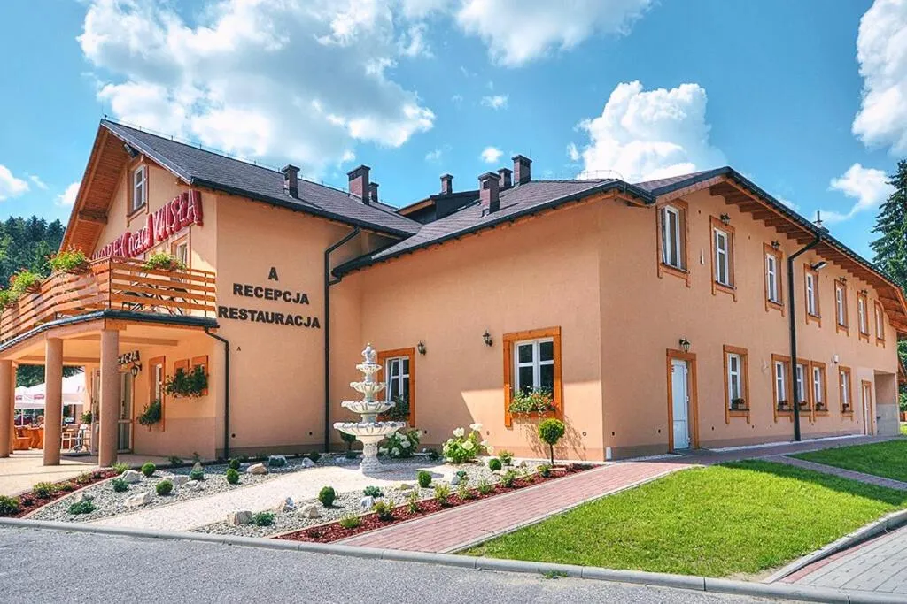 Property building in Dworek nad Wisłą