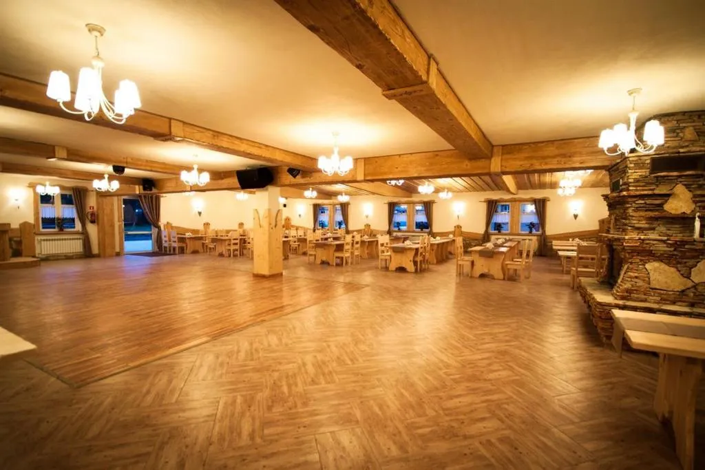 Restaurant/places to eat in Dworek nad Wisłą