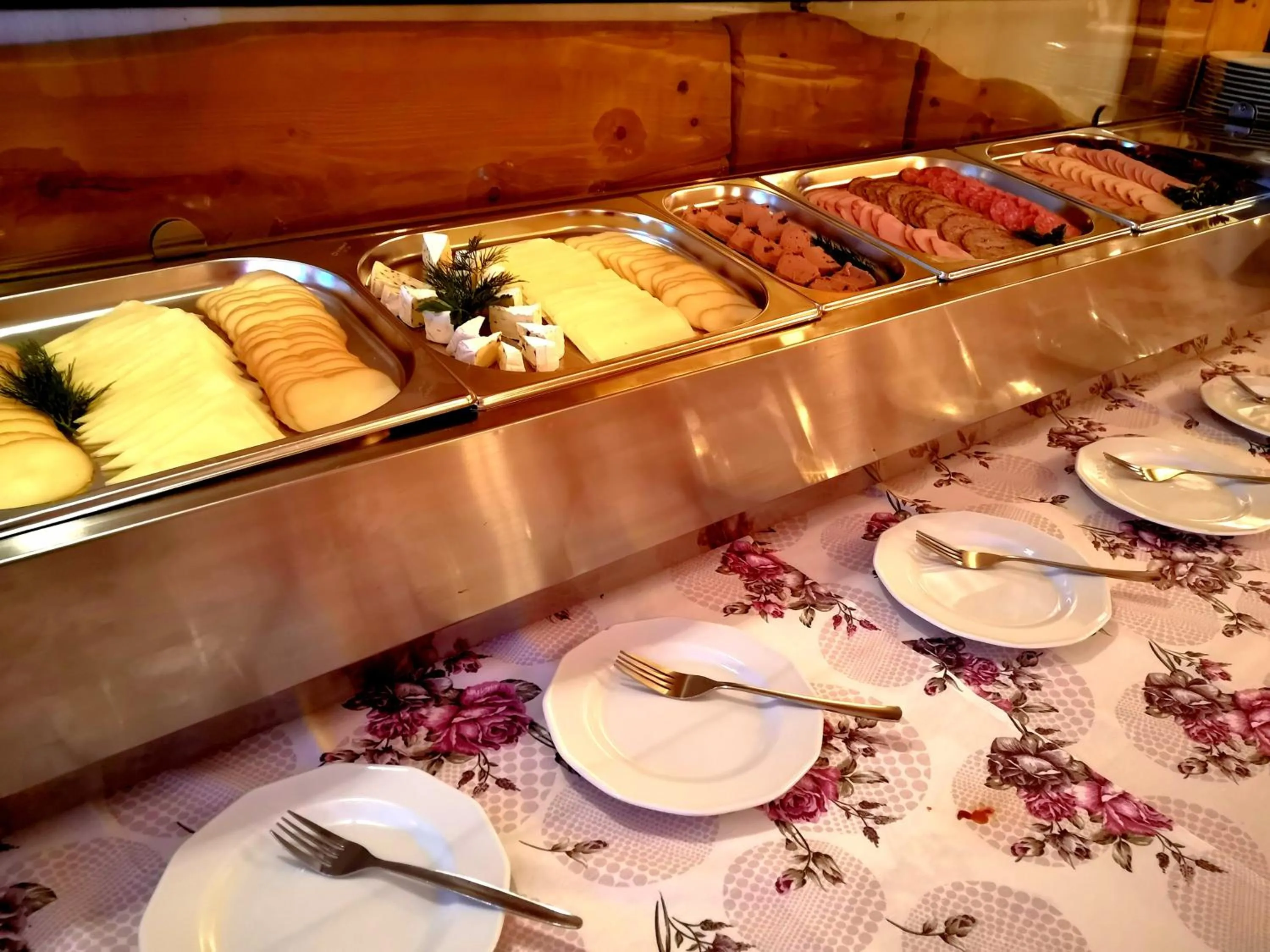 Restaurant/places to eat in Dworek nad Wisłą