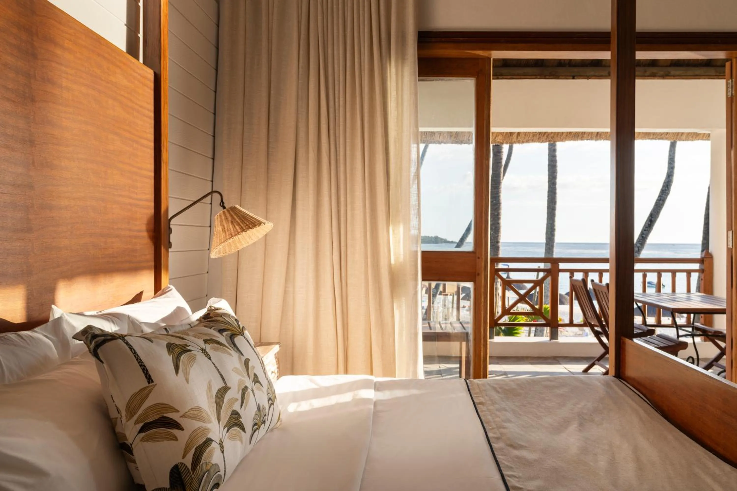 Balcony/Terrace, Bed in Constance Sakoa Boutik