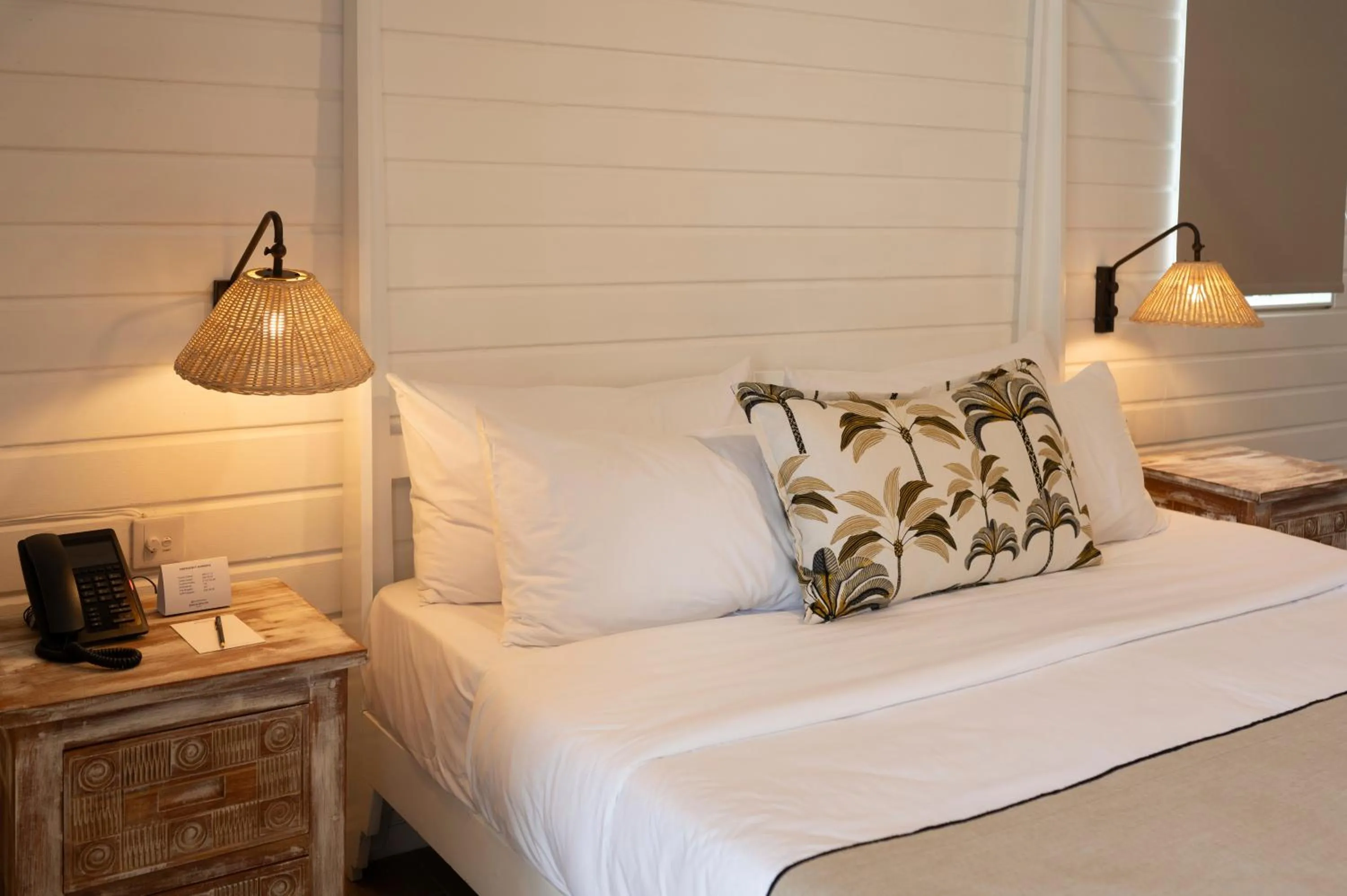 Bed in Constance Sakoa Boutik