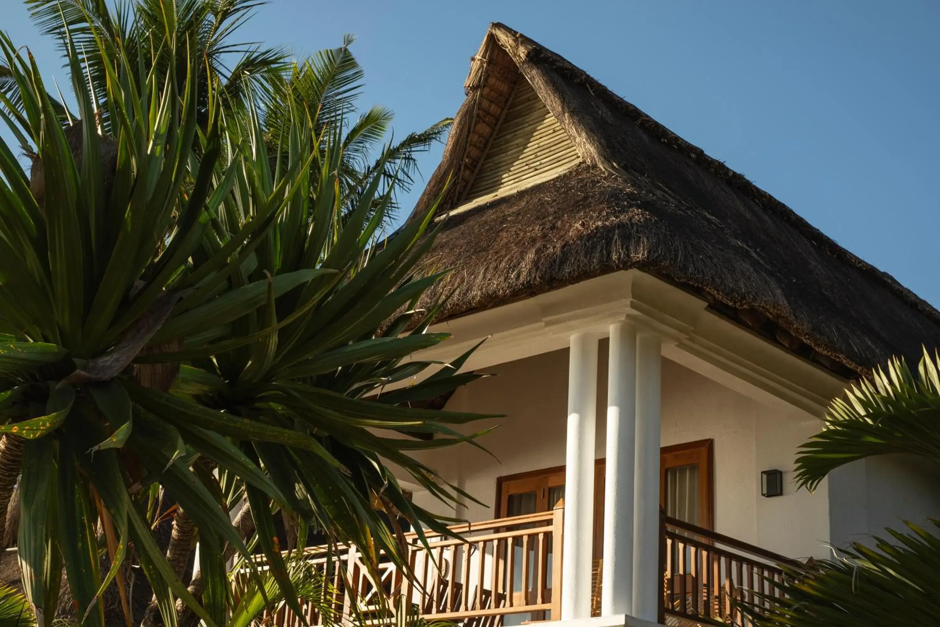 Property building in Constance Sakoa Boutik Property building in Constance Sakoa Boutik