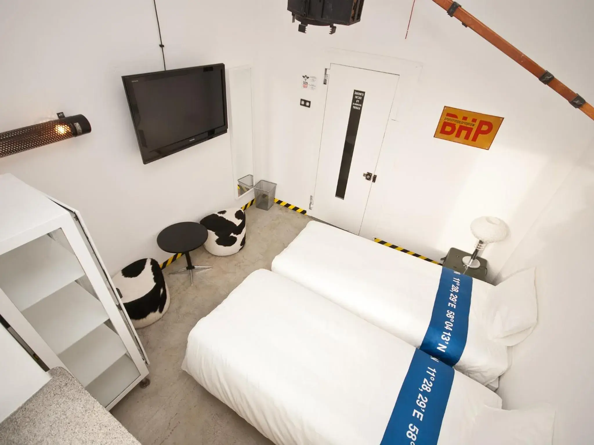 Double or Twin Room with Private External Bathroom in Loft Lot Pszczoły Double or Twin Room with Private External Bathroom in Loft Lot Pszczoły