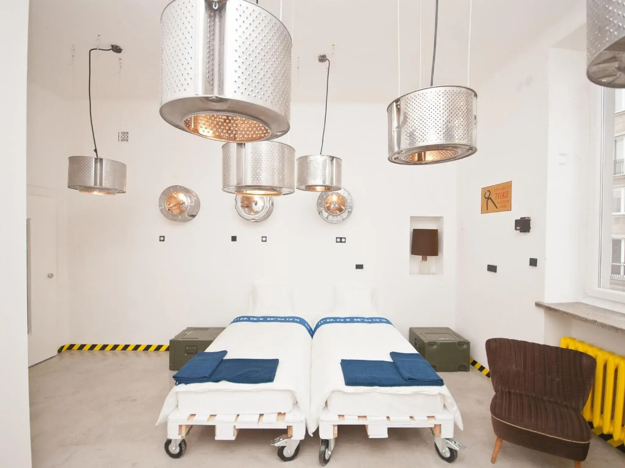 Double or Twin Room with Private Bathroom in Loft Lot Pszczoły Double or Twin Room with Private Bathroom in Loft Lot Pszczoły