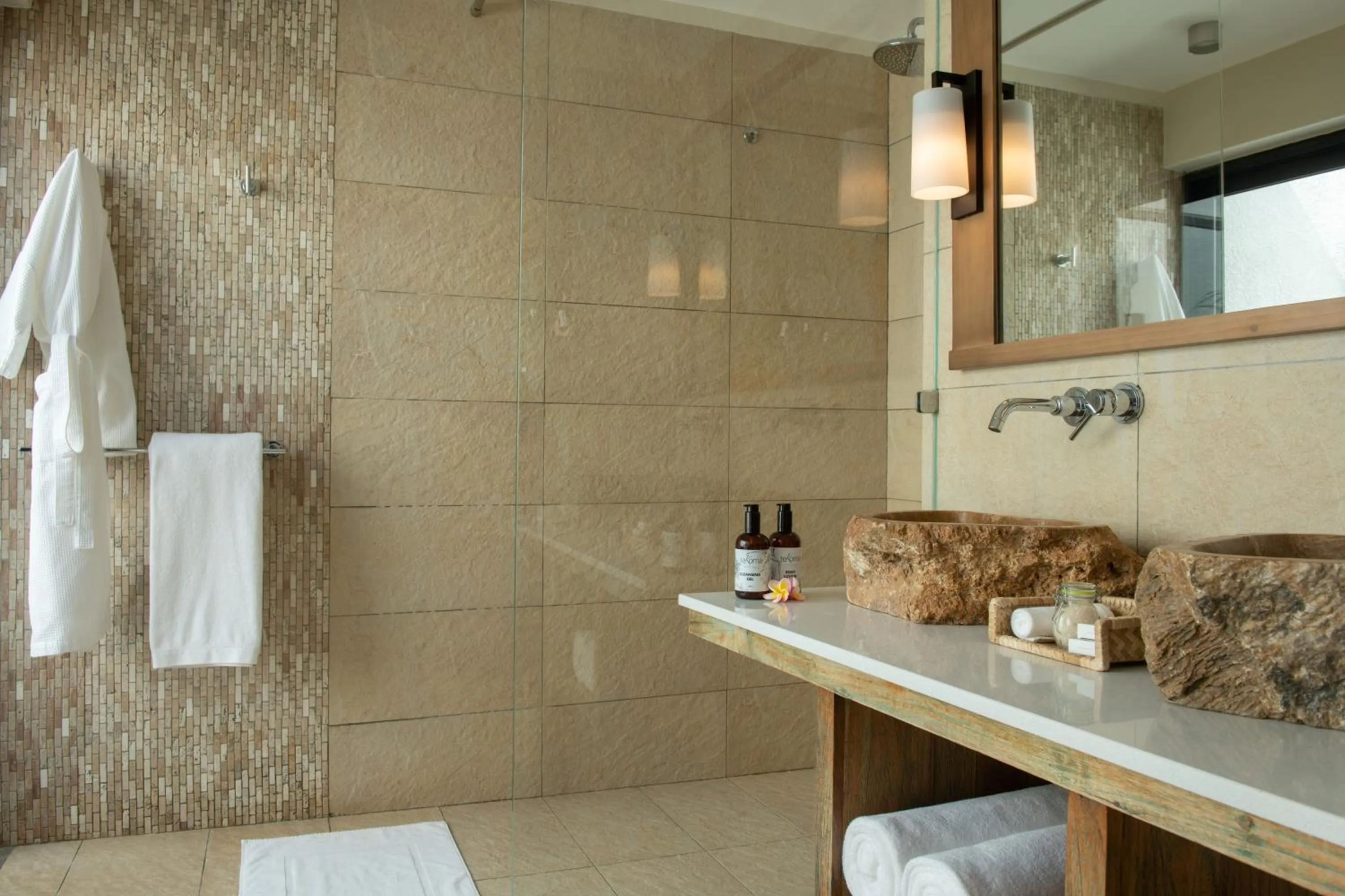 Shower in Constance Tekoma - Rodrigues Island