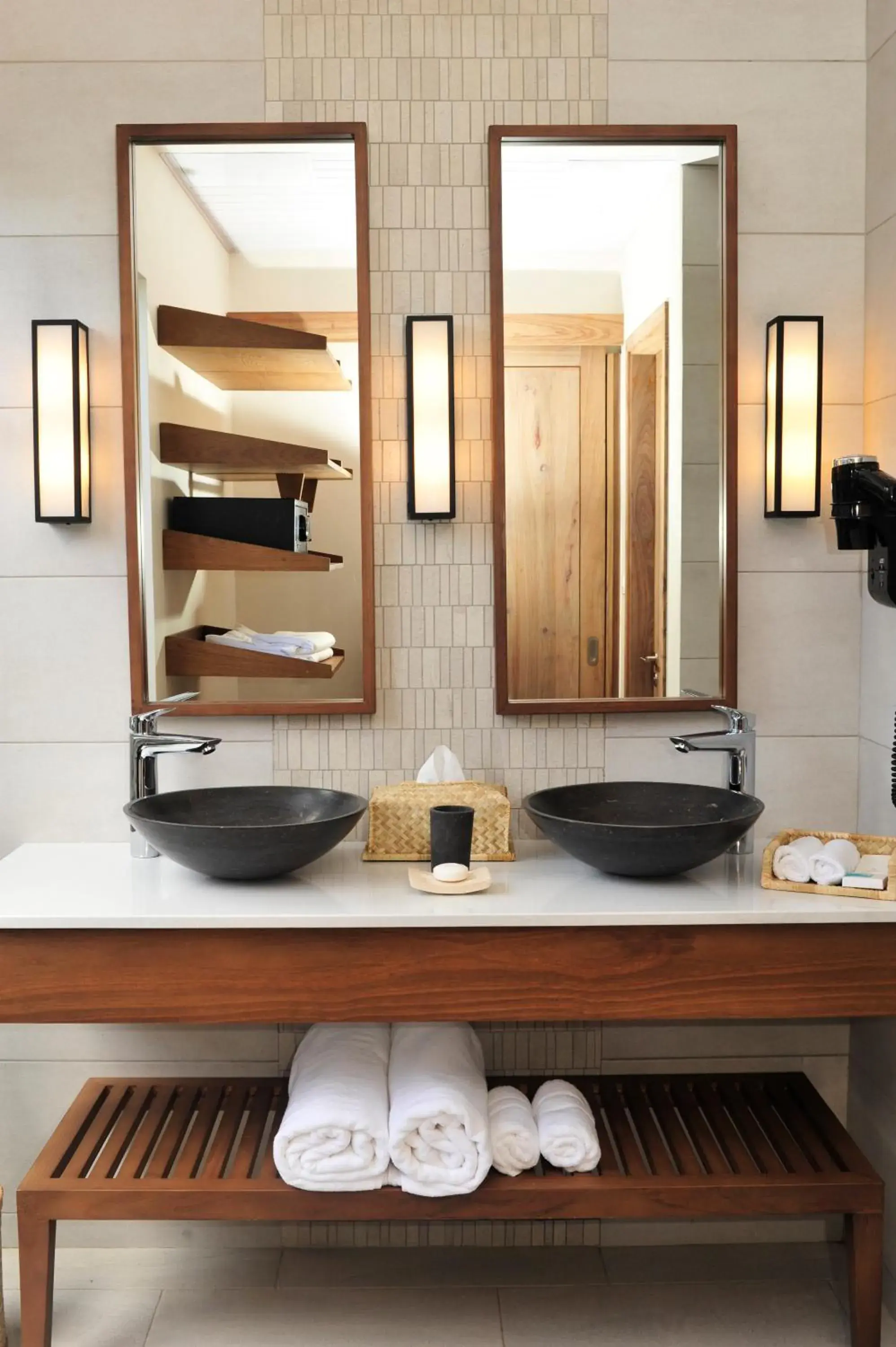 Bathroom in Constance Tekoma - Rodrigues Island Bathroom in Constance Tekoma - Rodrigues Island