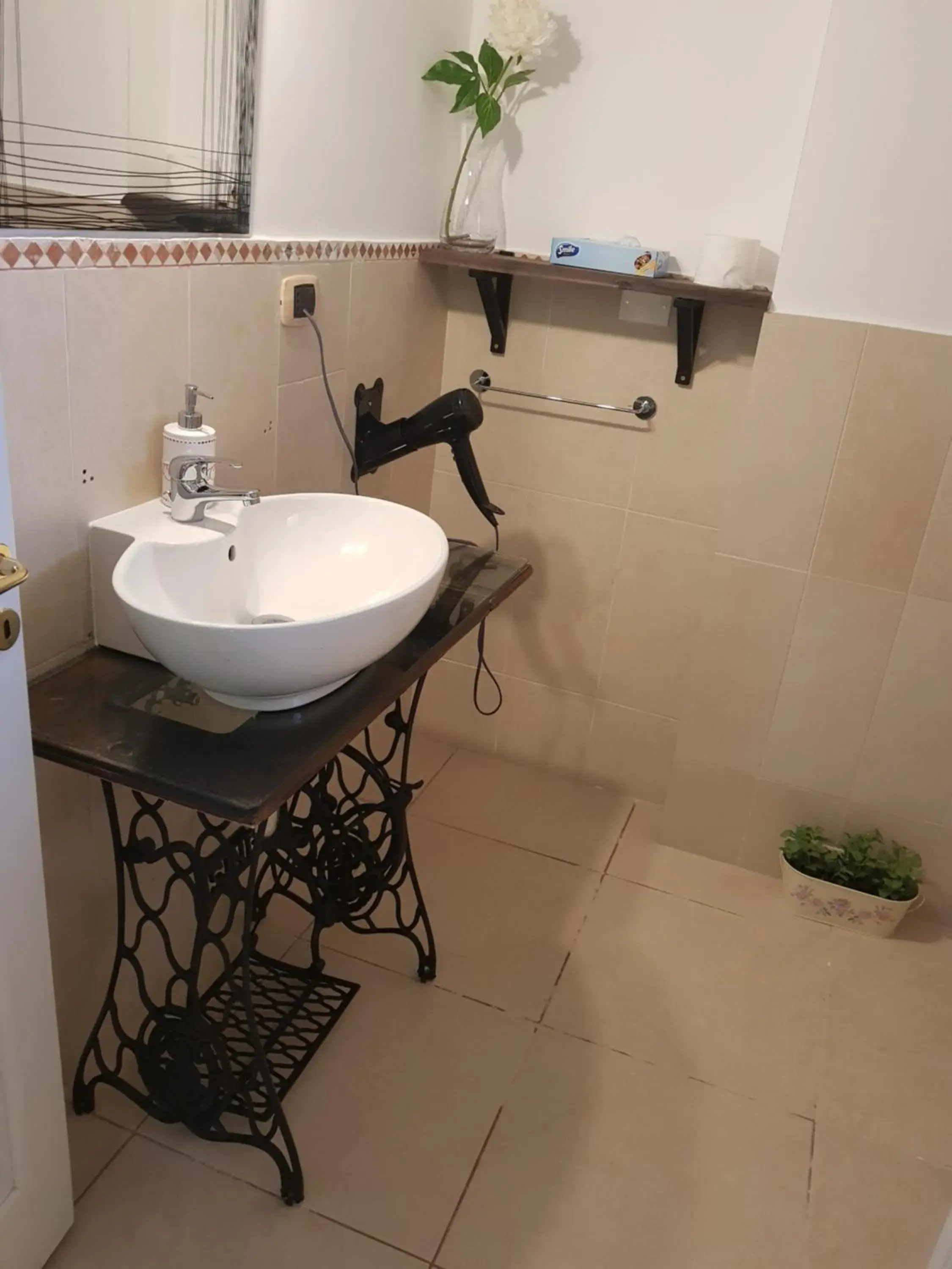 Double Room with Private Bathroom - single occupancy in B&B Albaluna Double Room with Private Bathroom - single occupancy in B&B Albaluna