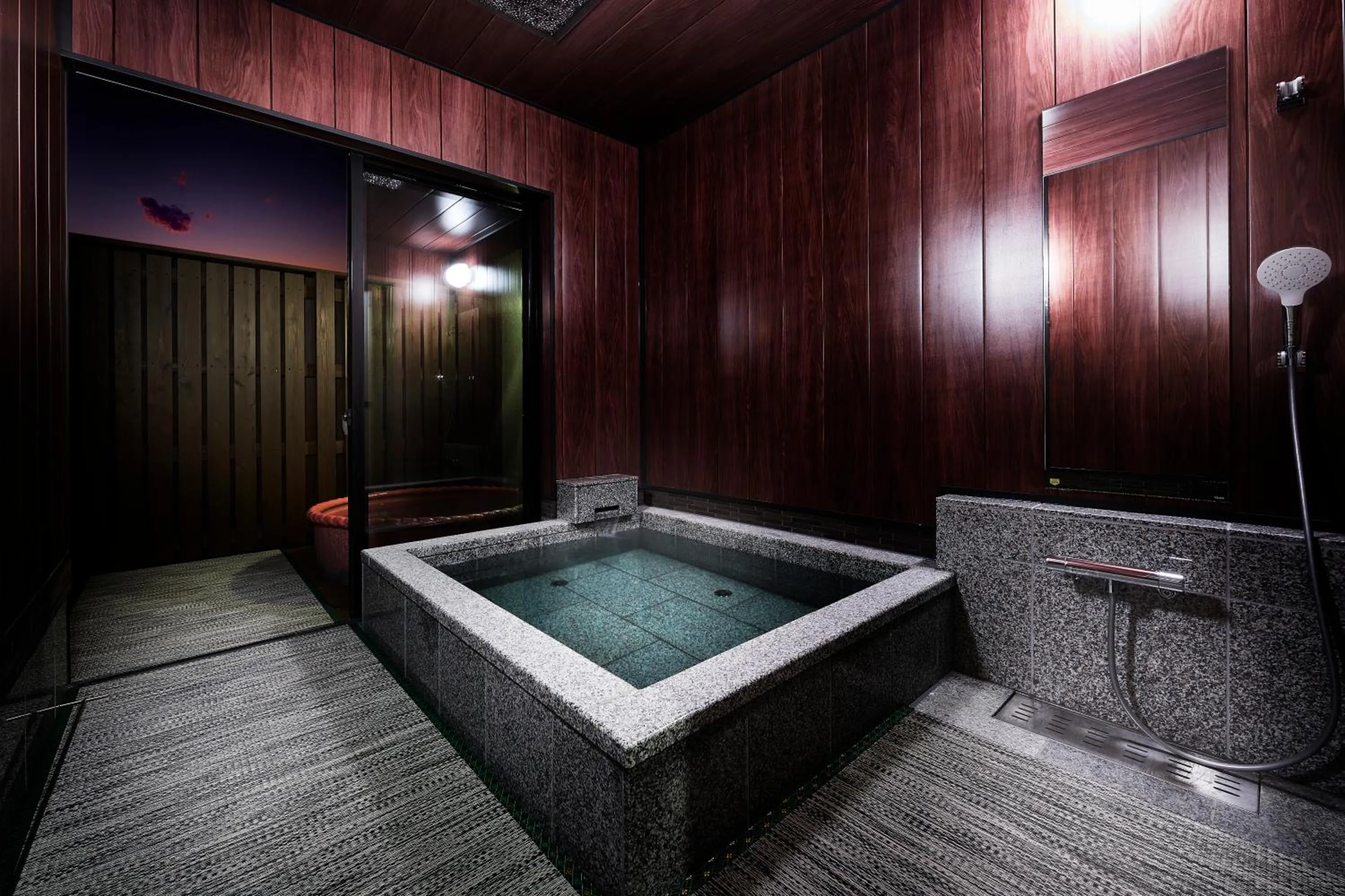 Hot Spring Bath in Kisara