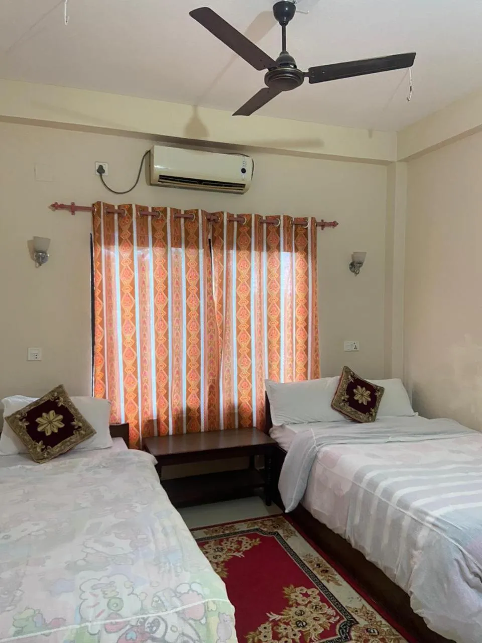 Bed in Hotel BhupuSainik Sauraha, Chitwan