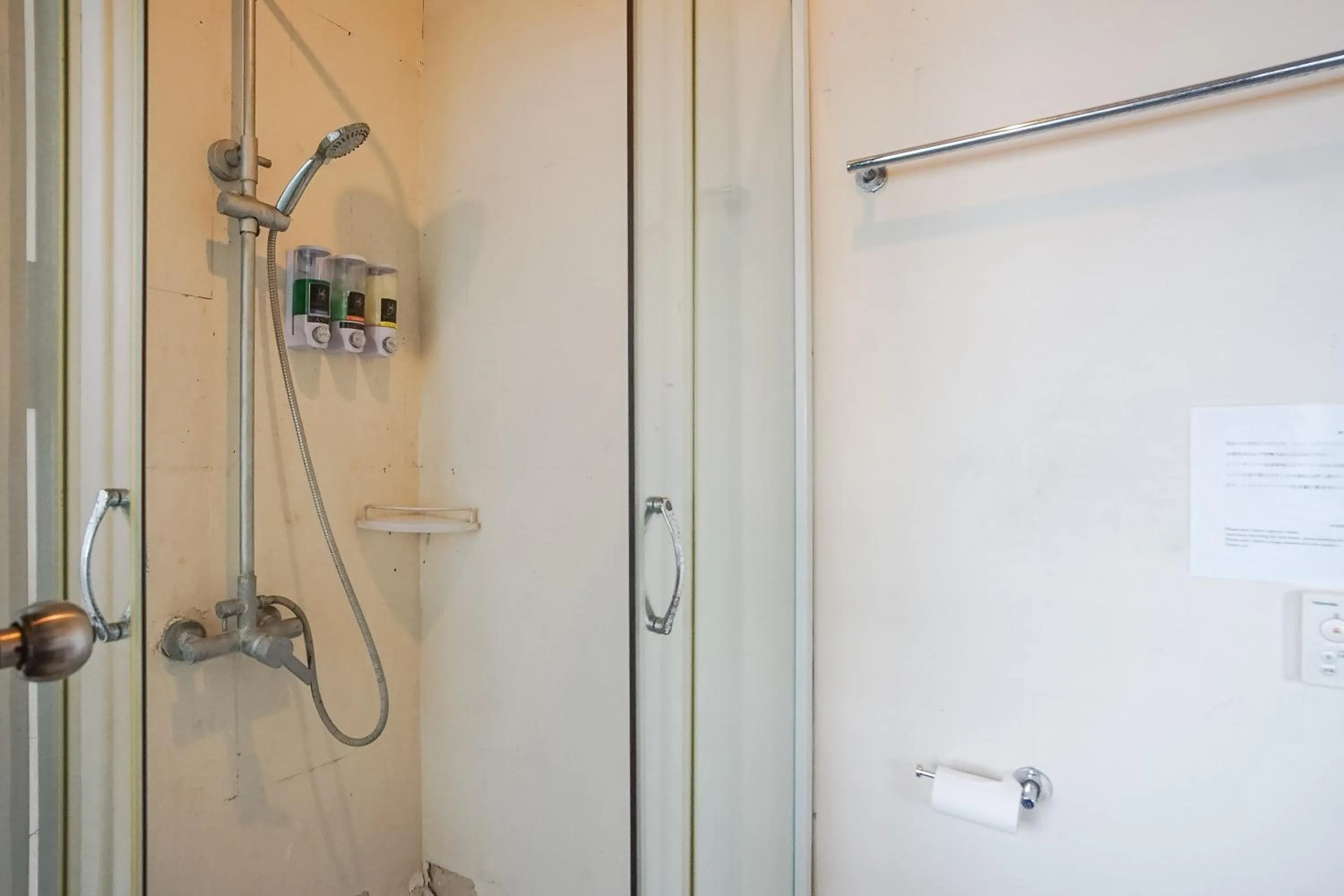 Bathroom in Queen Rose Villa & Spa