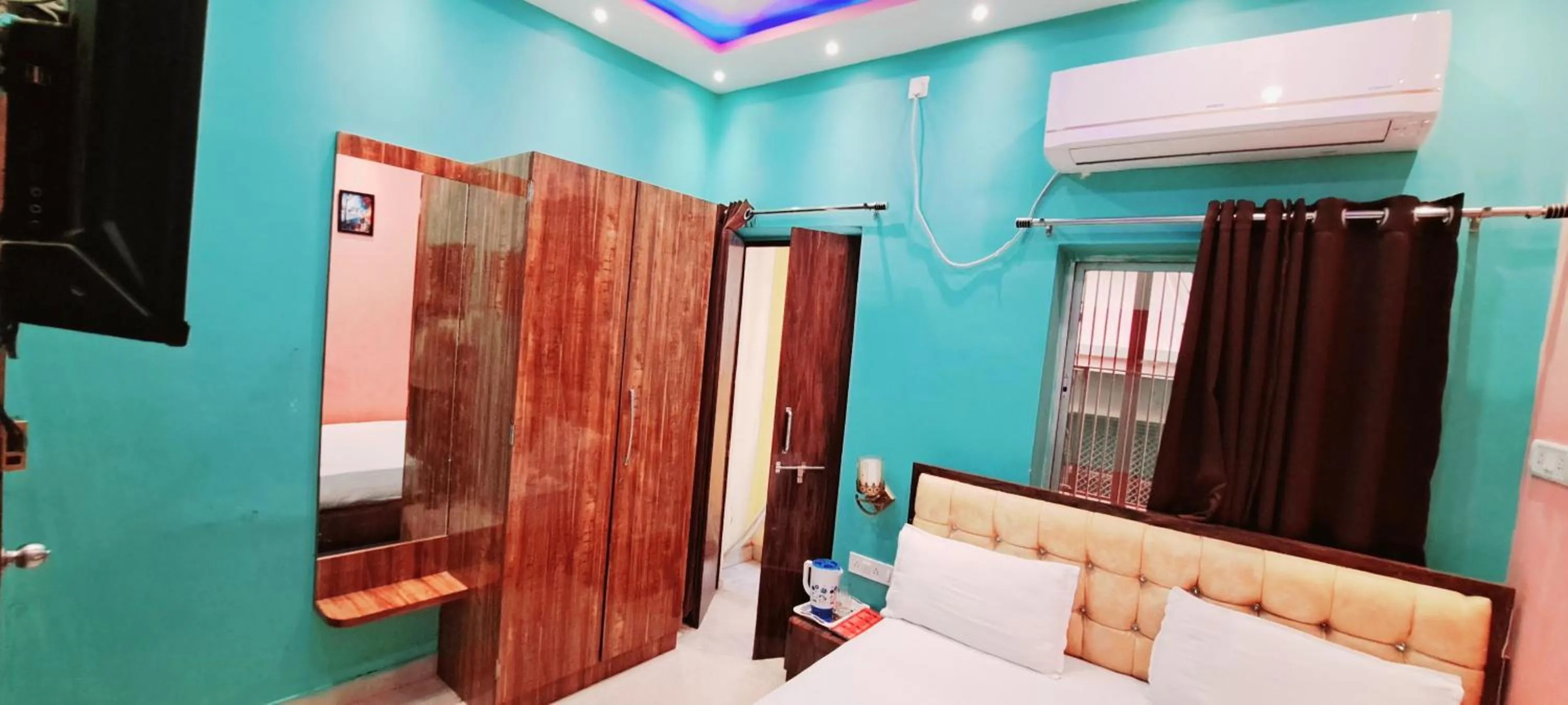 Bed in Hotel Ananya Inn