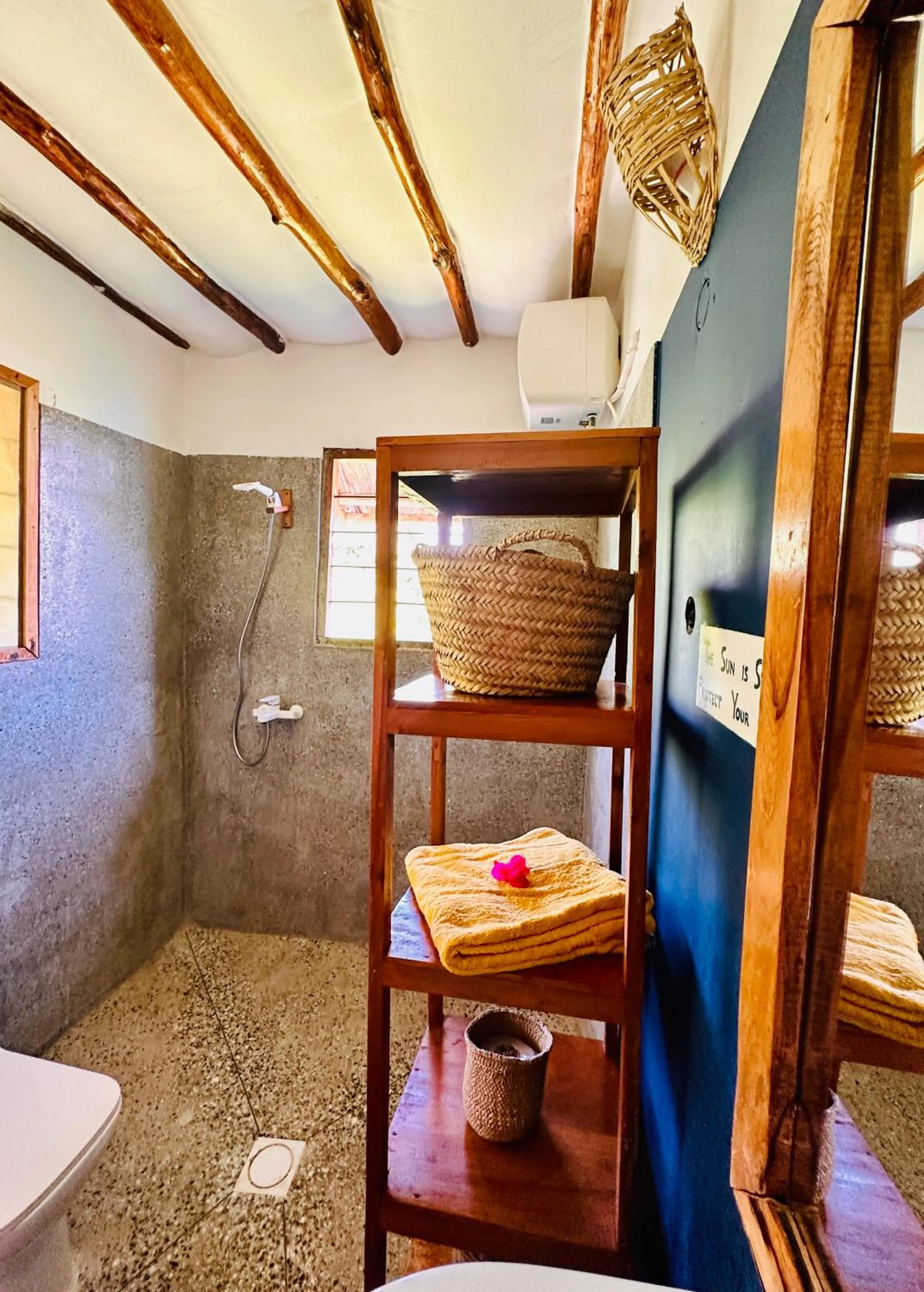 Bathroom in Kameleon Blue