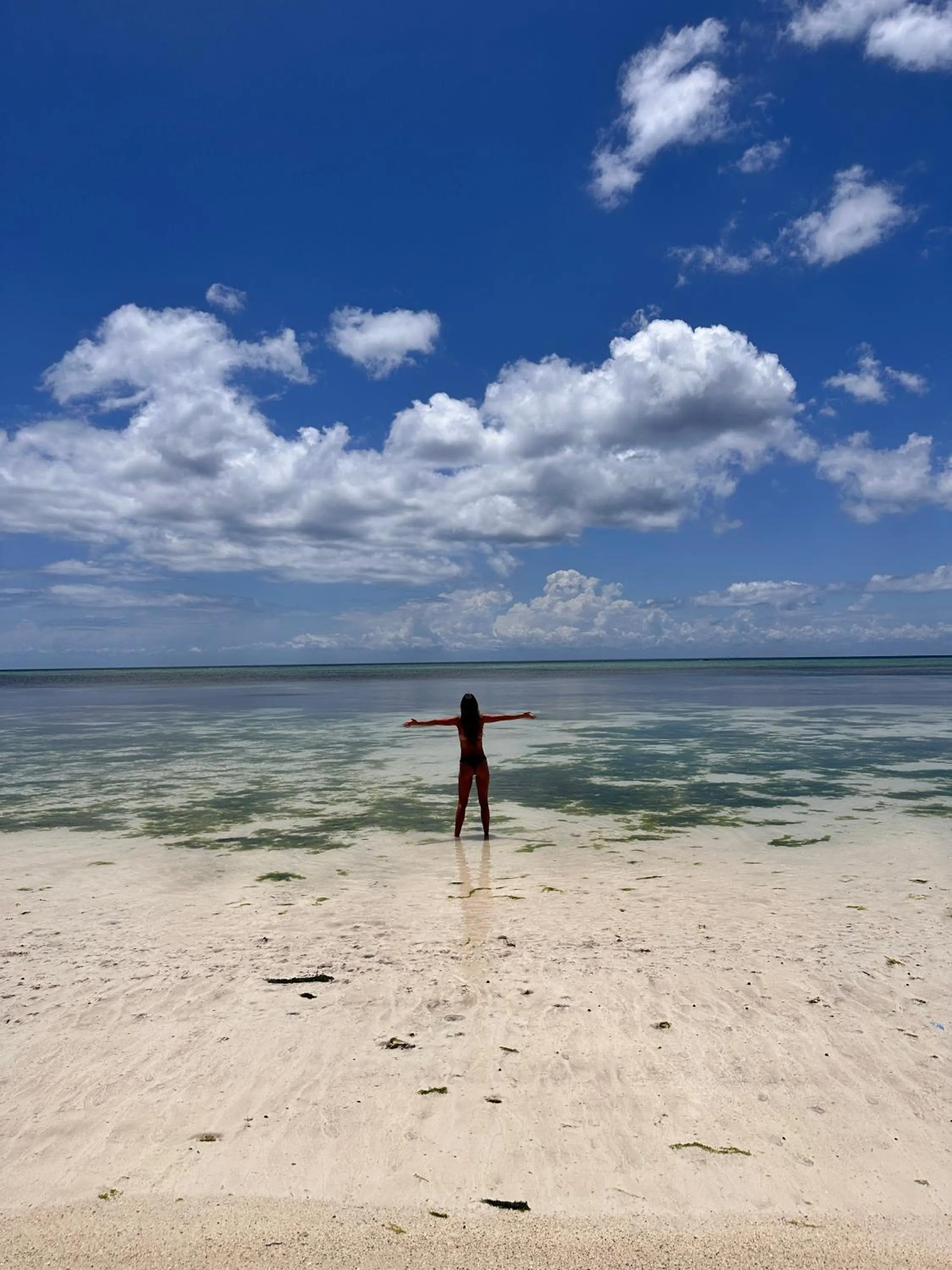 Beach in Kameleon Blue