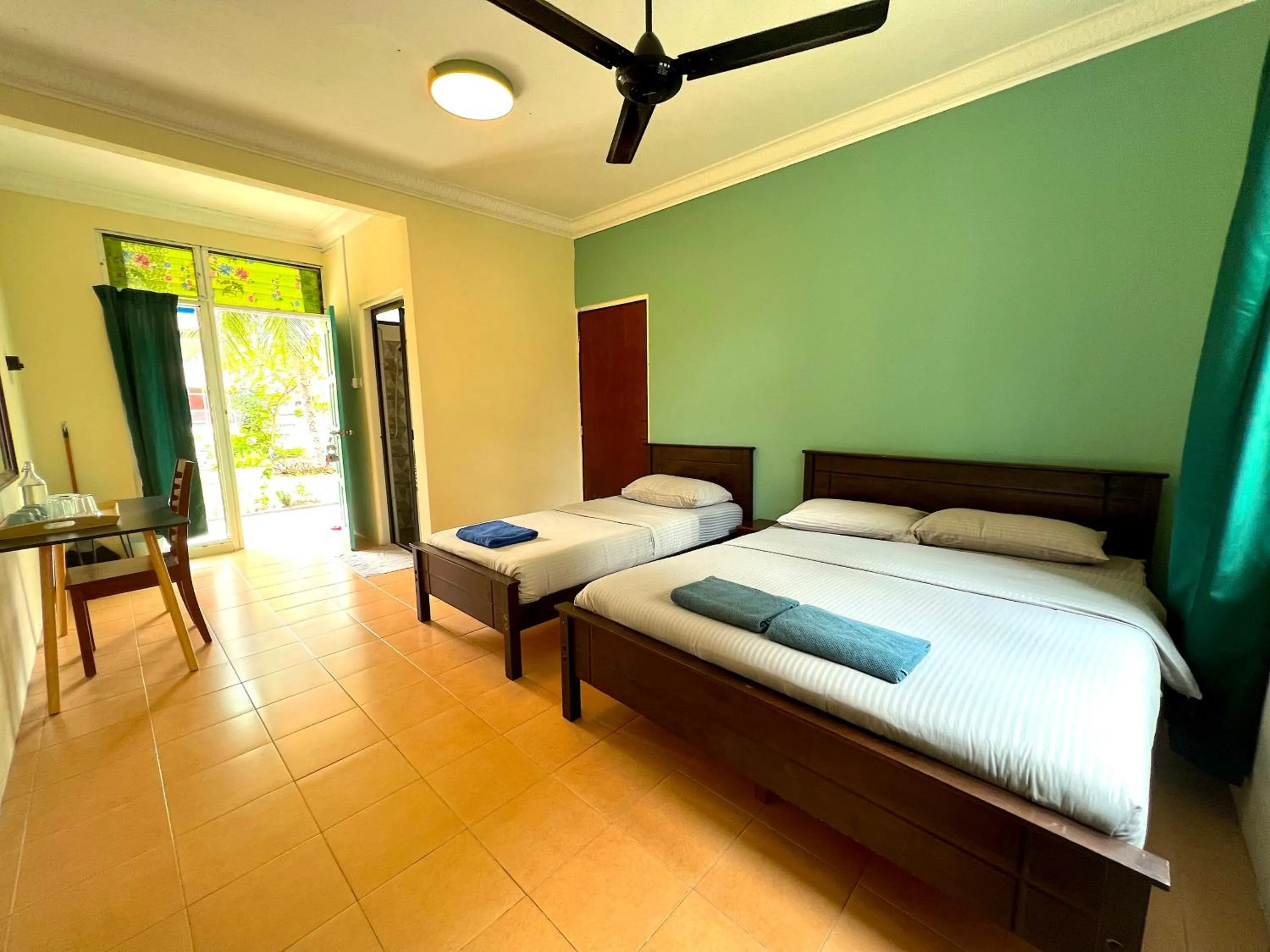 Bed in papaya resort