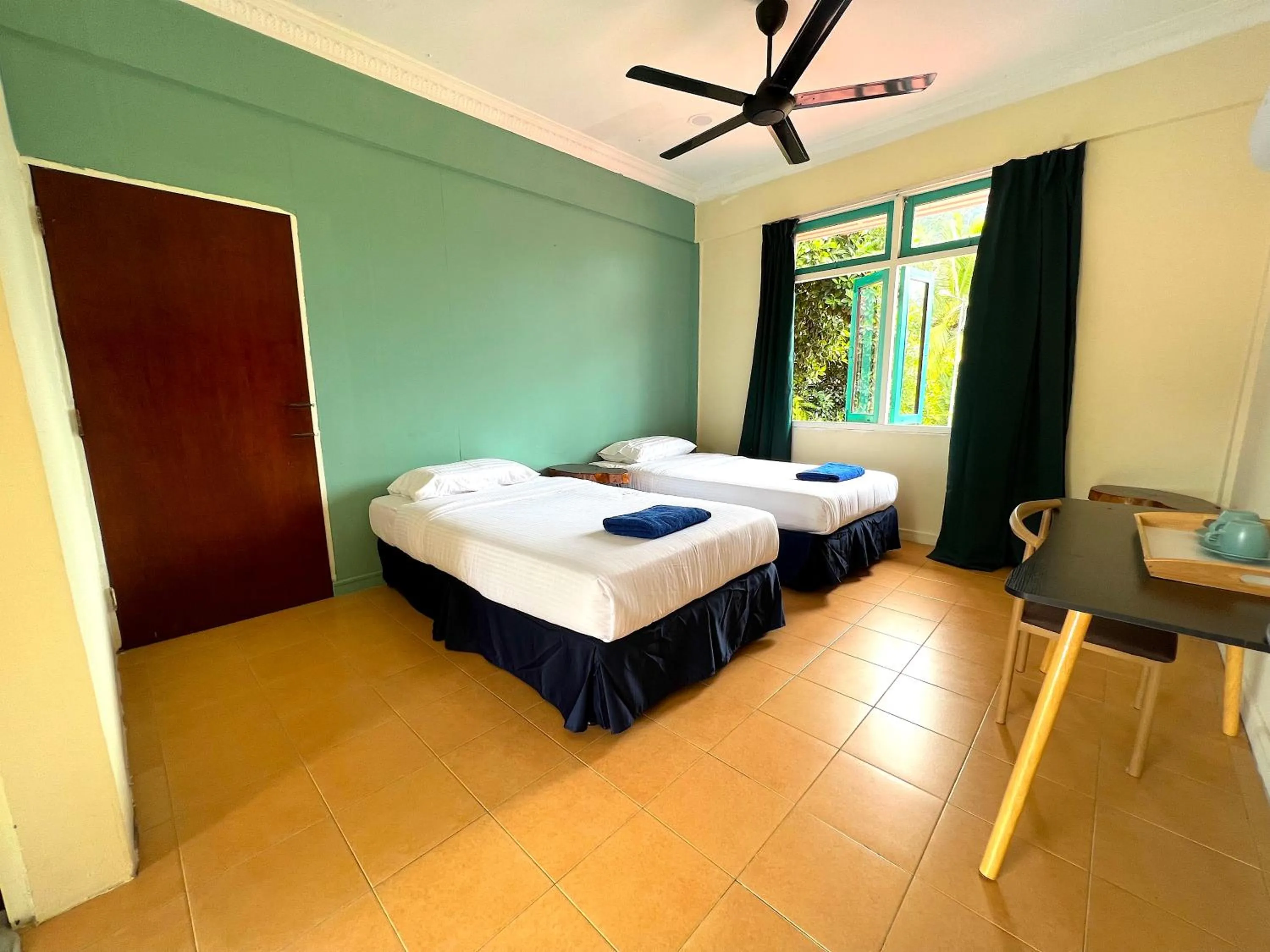 Bed in papaya resort