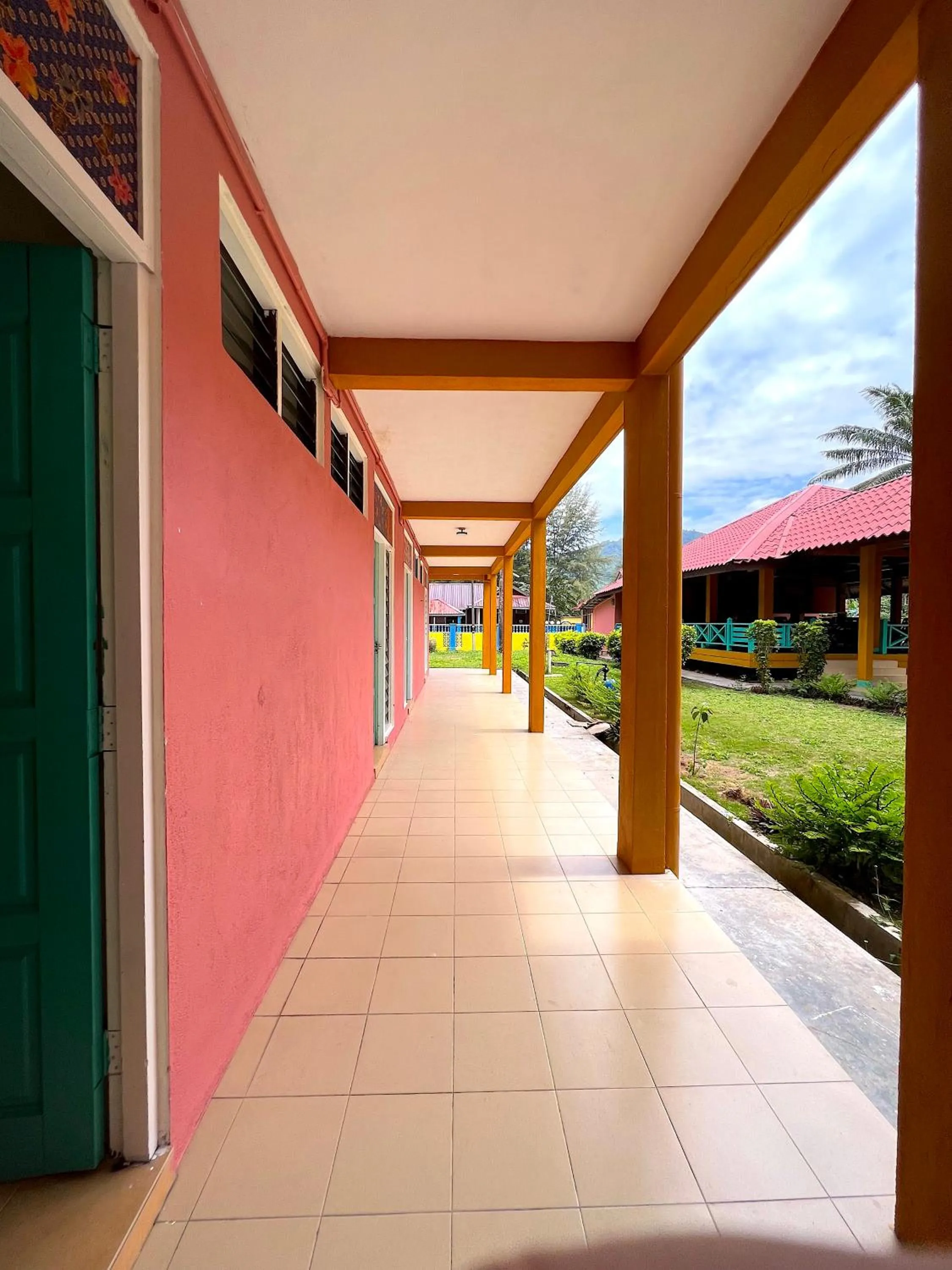 Day in papaya resort