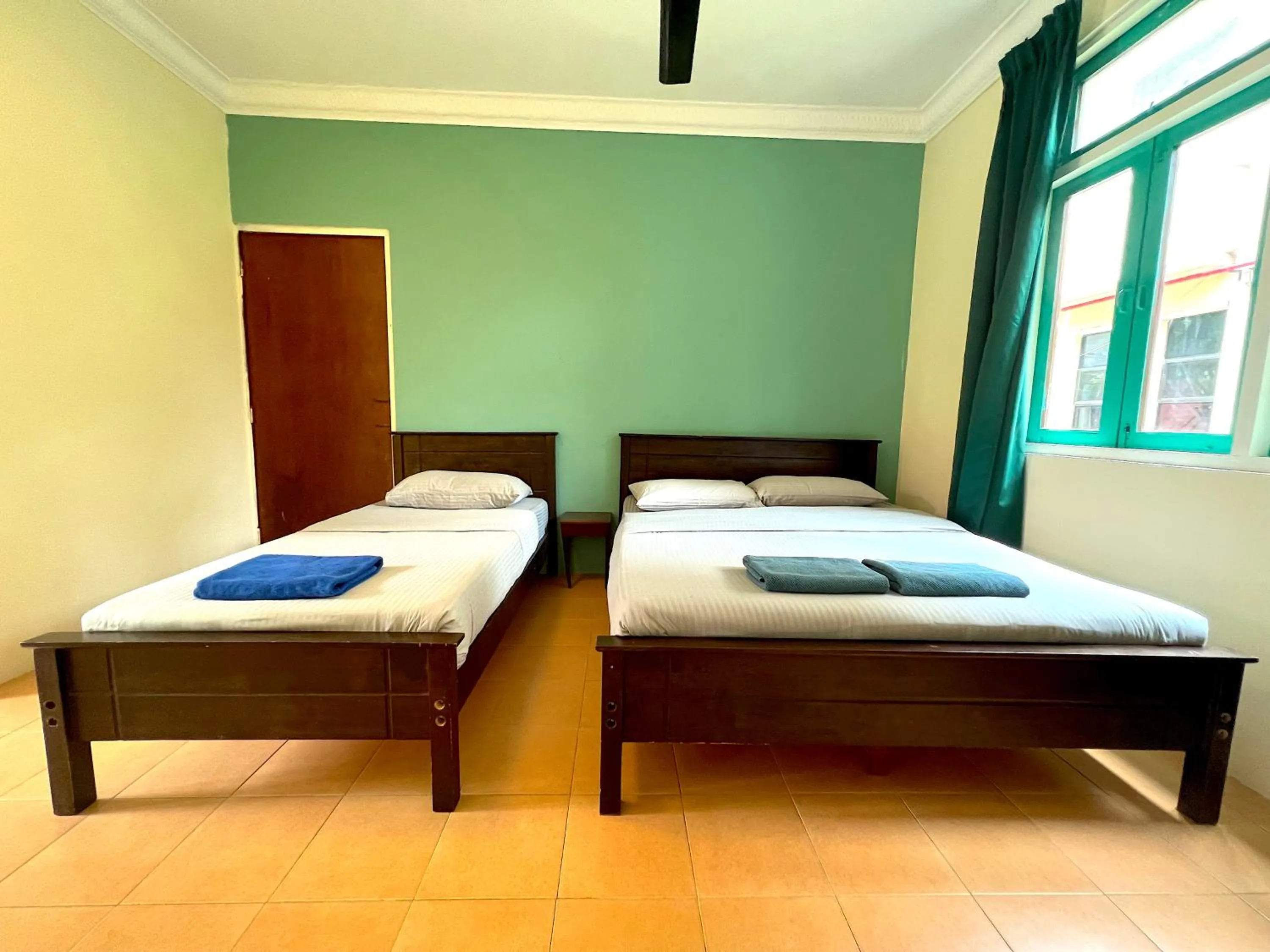 Bed in papaya resort