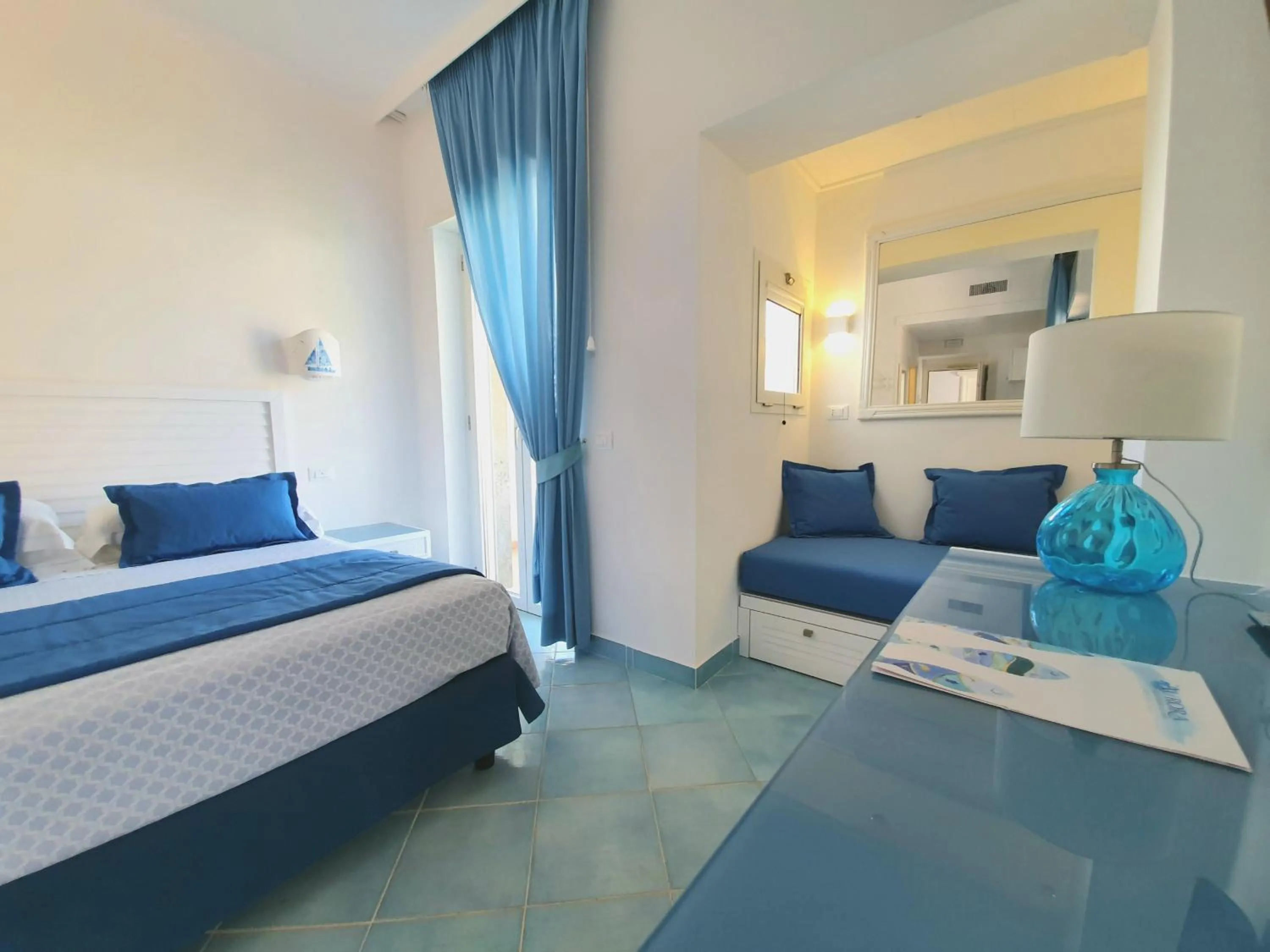 Bedroom, Bed in Hotel Aurora