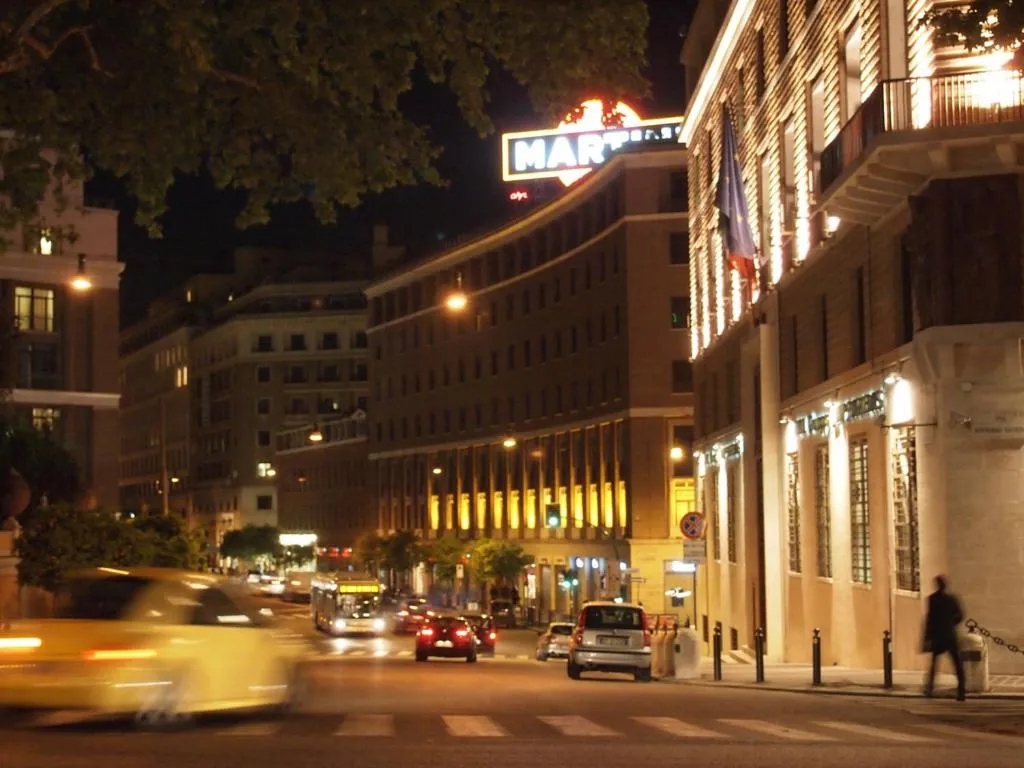 Neighbourhood in La Dolce Vita Roma