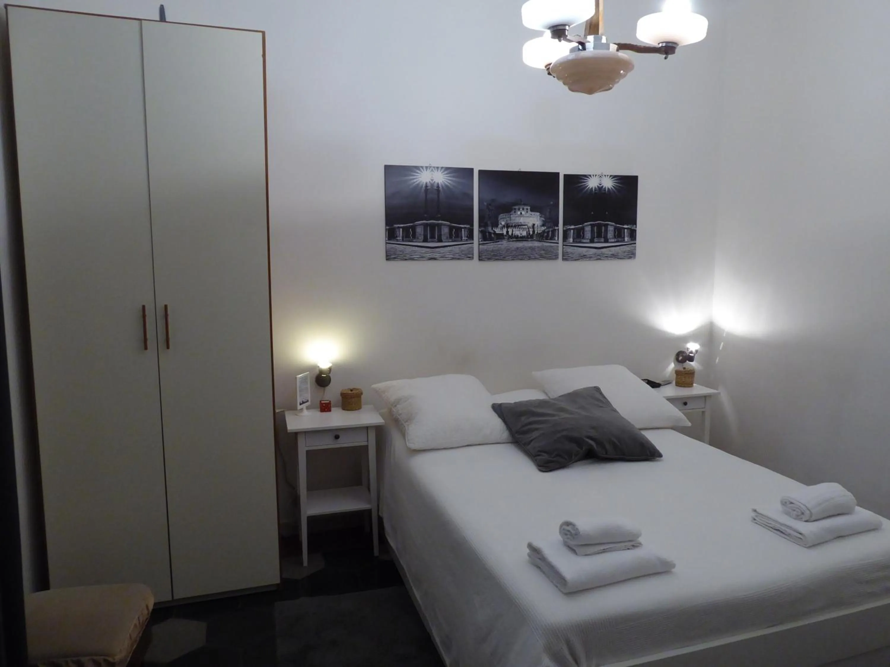 Bed in La Dolce Vita Roma