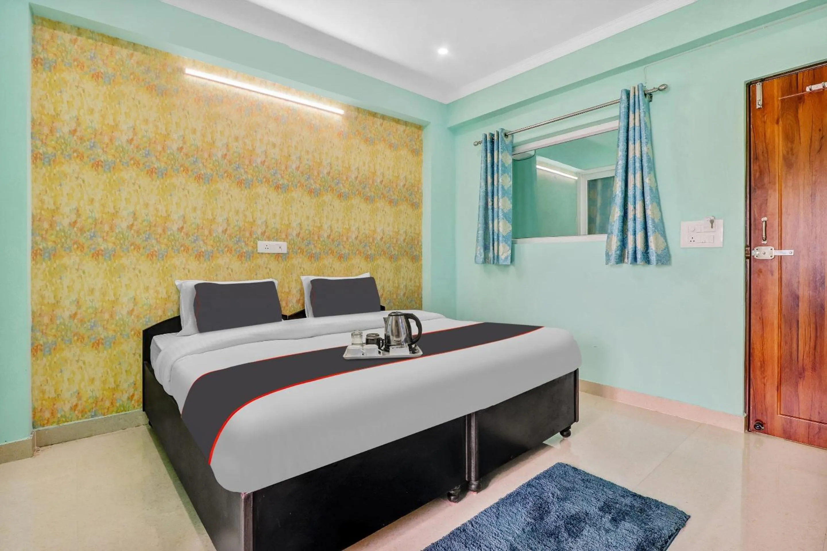 Bedroom, Bed in Super Collection O The Kailash Hotel