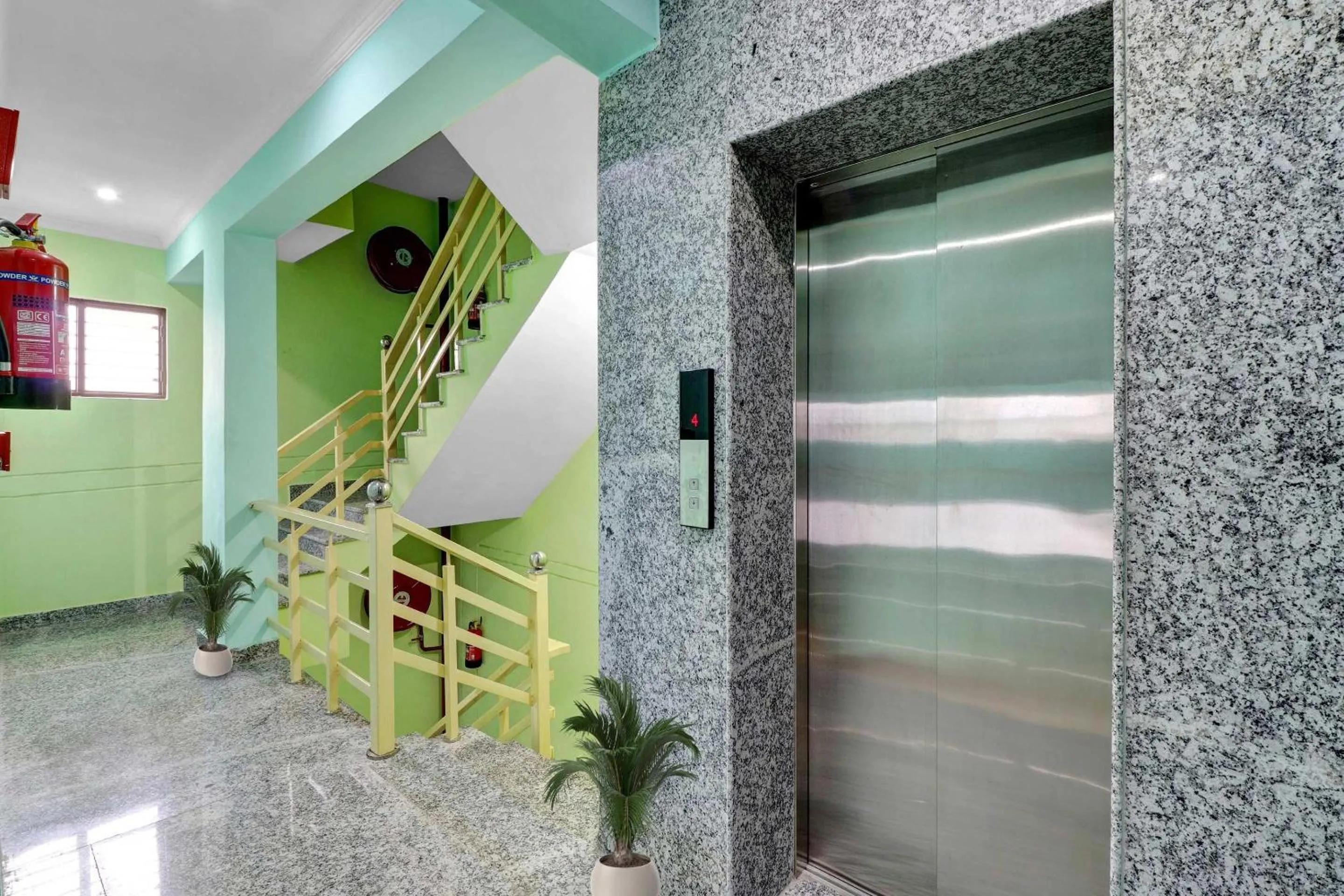 Facade/entrance in Super Collection O The Kailash Hotel