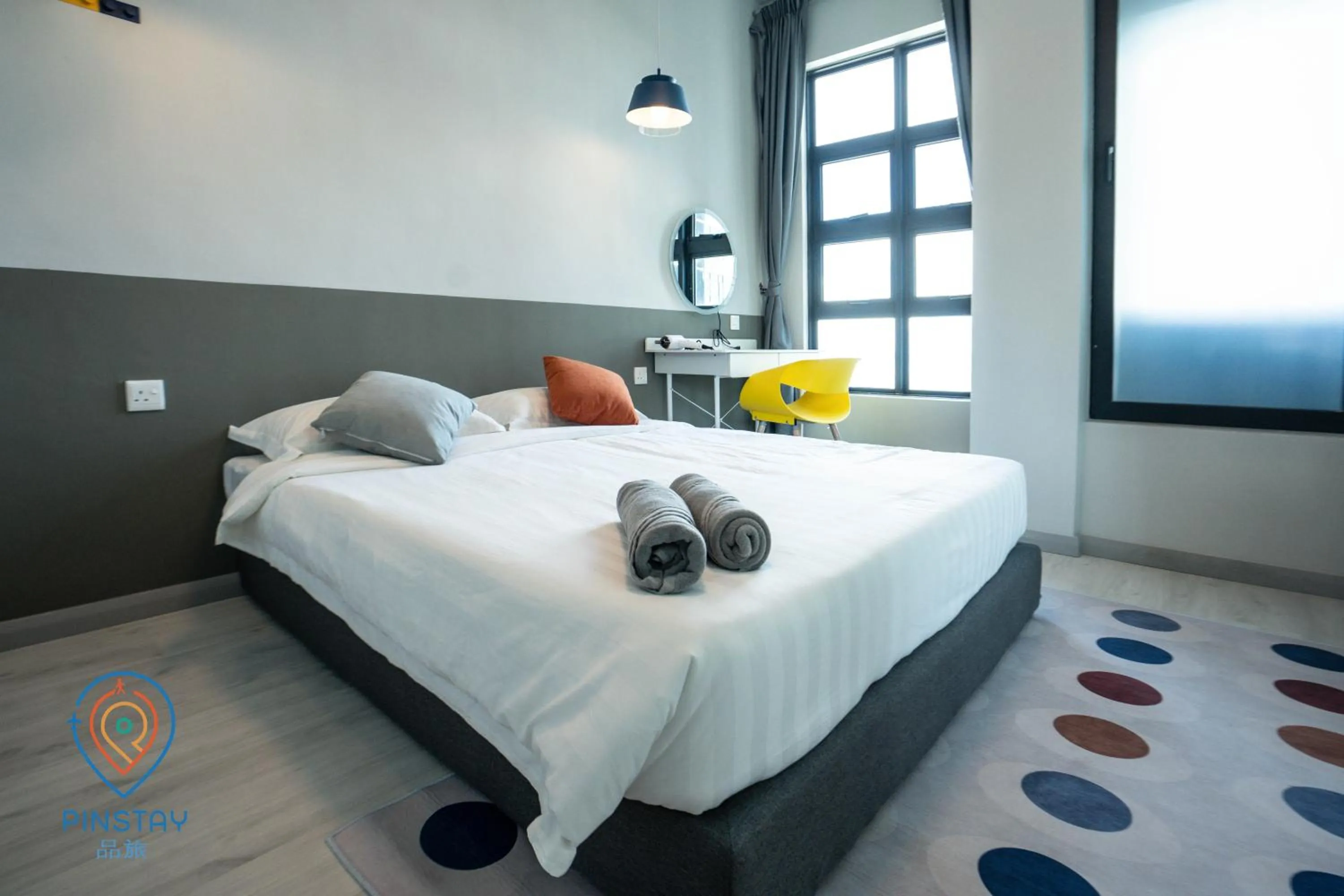 Bed in Jesselton Quay by Pinstay