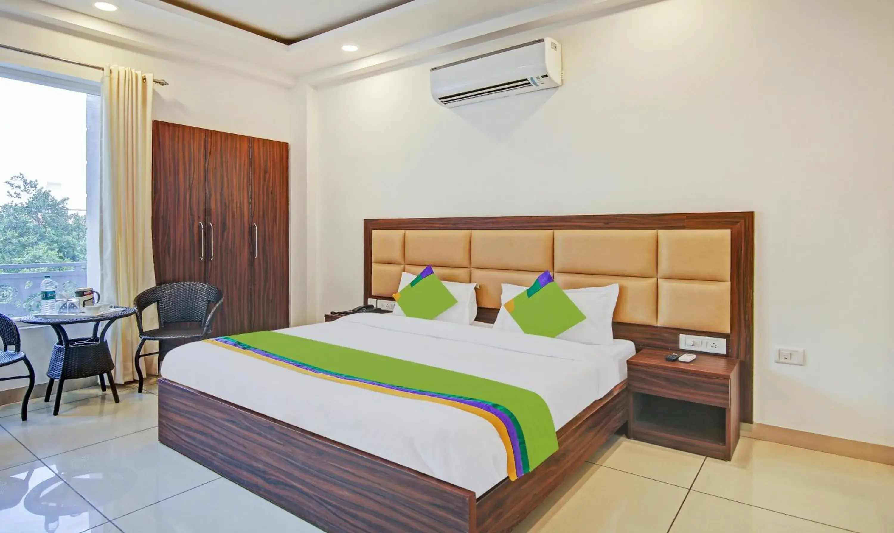 Bedroom, Bed in Treebo Aviraj Inn Bedroom, Bed in Treebo Aviraj Inn