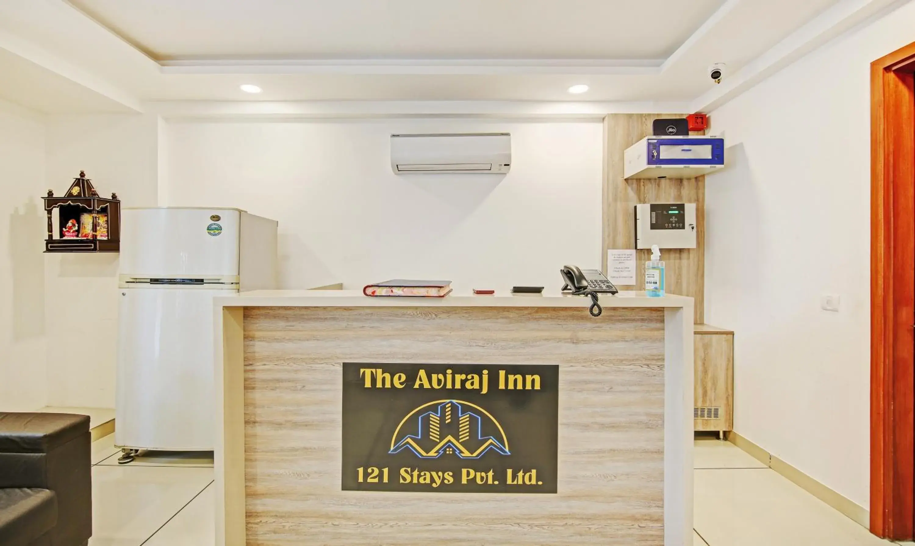 Lobby or reception in Treebo Aviraj Inn Lobby or reception in Treebo Aviraj Inn