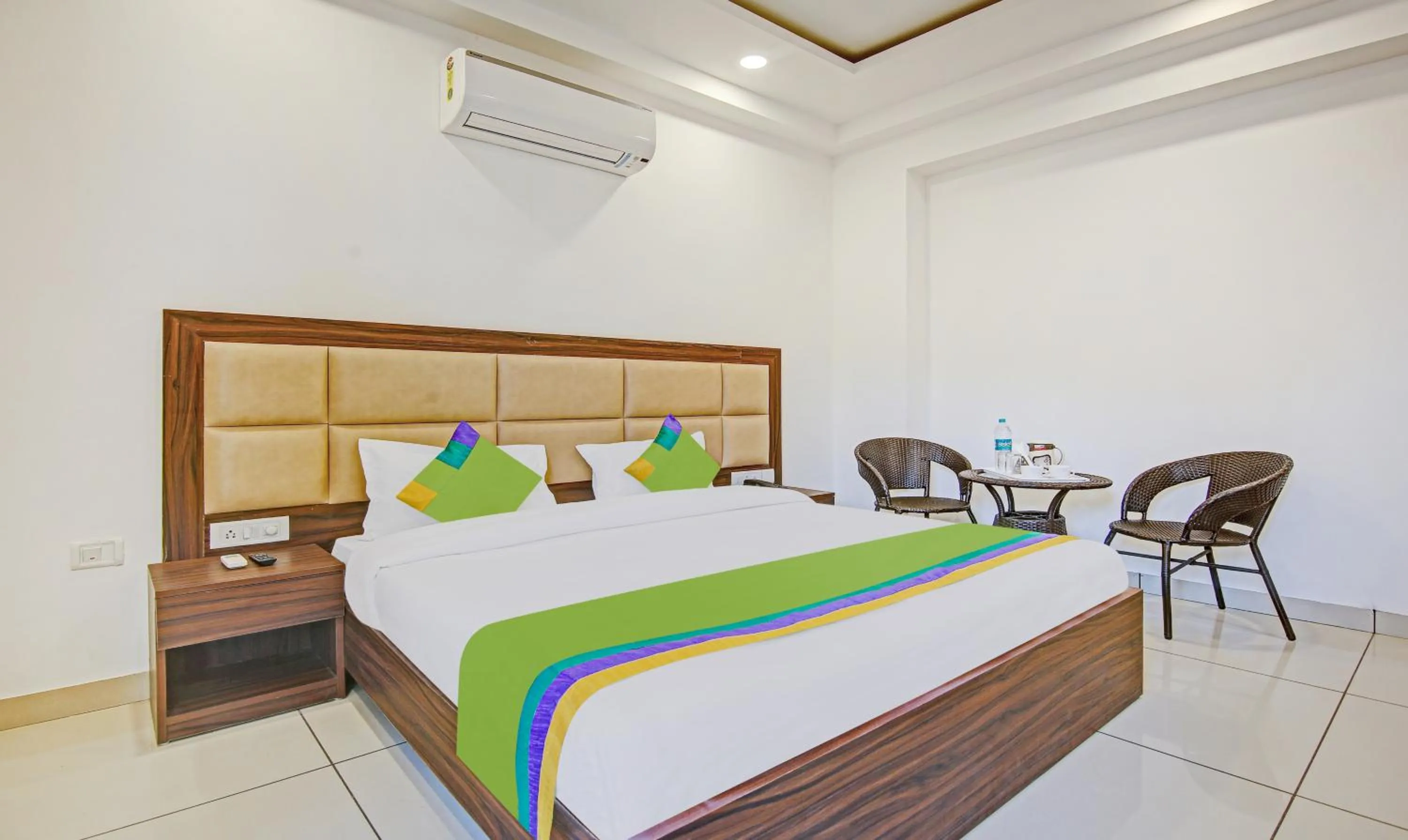 Bedroom, Bed in Treebo Aviraj Inn