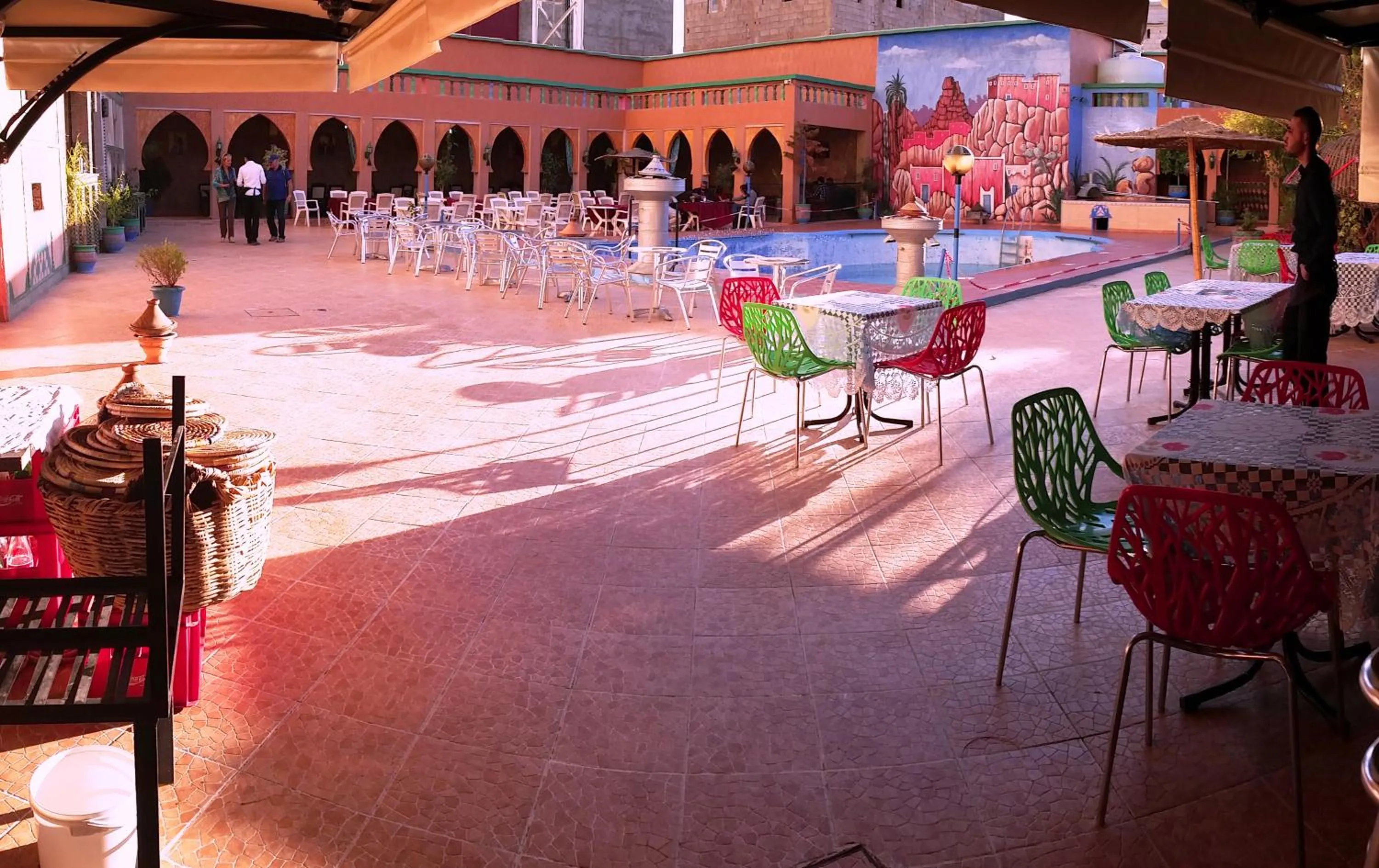 Restaurant/places to eat in Hotel Espace Tifawine