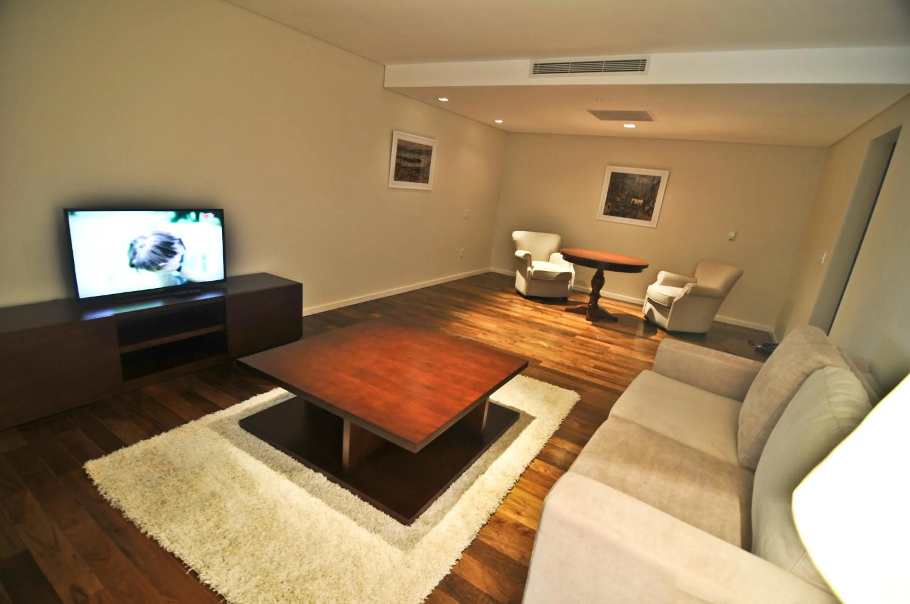 TV and multimedia in Altos del Arapey All Inclusive, Golf & Spa