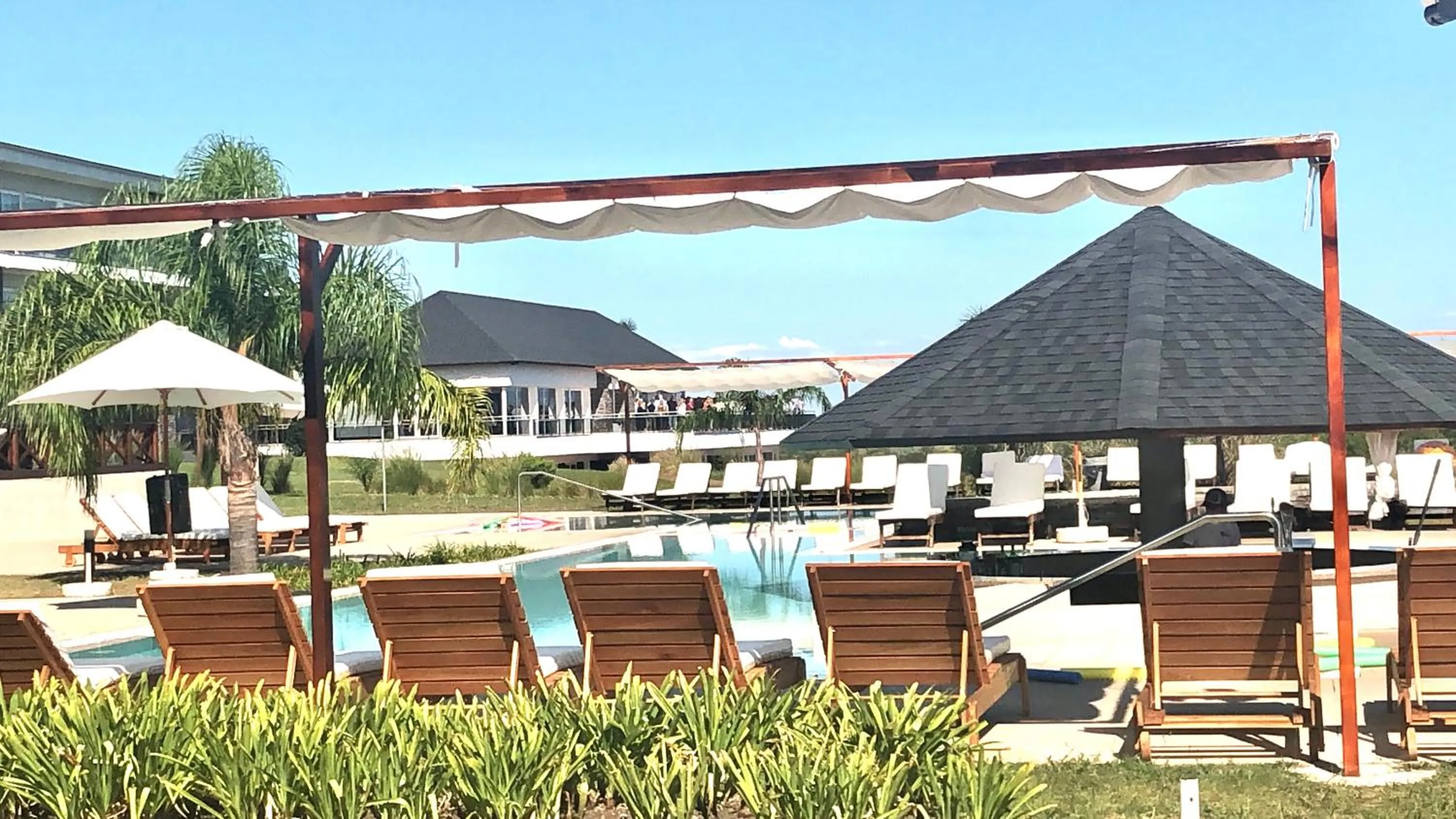 Swimming pool in Altos del Arapey All Inclusive, Golf & Spa