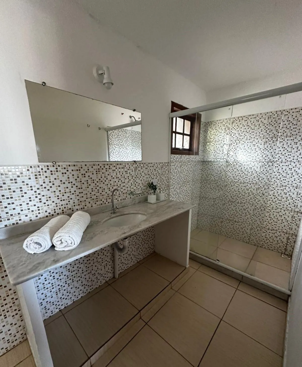 Bathroom in Pousada Zanzibar