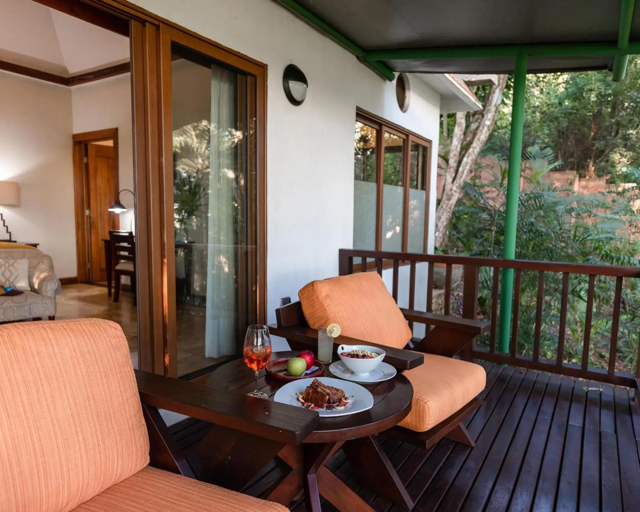 Garden View Room King in Bolontiku Boutique Hotel Member of the Cayuga Collection Garden View Room King in Bolontiku Boutique Hotel Member of the Cayuga Collection