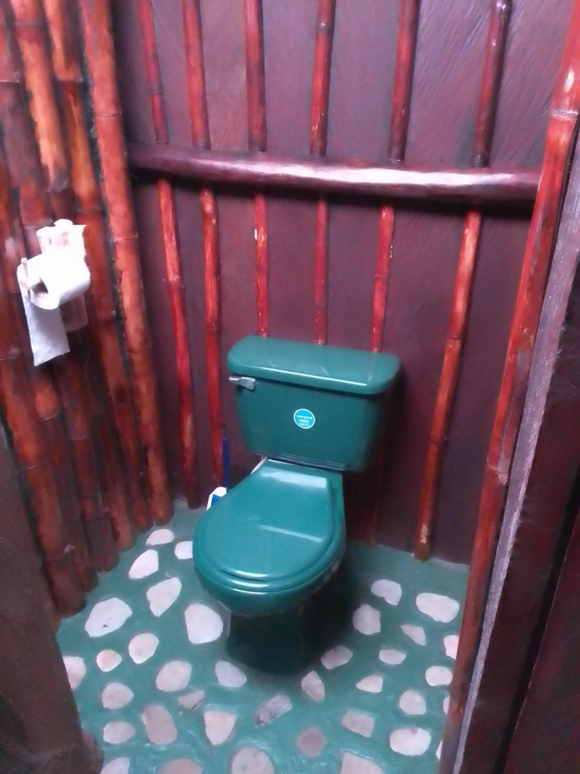 Toilet in Natty Tropical Valley