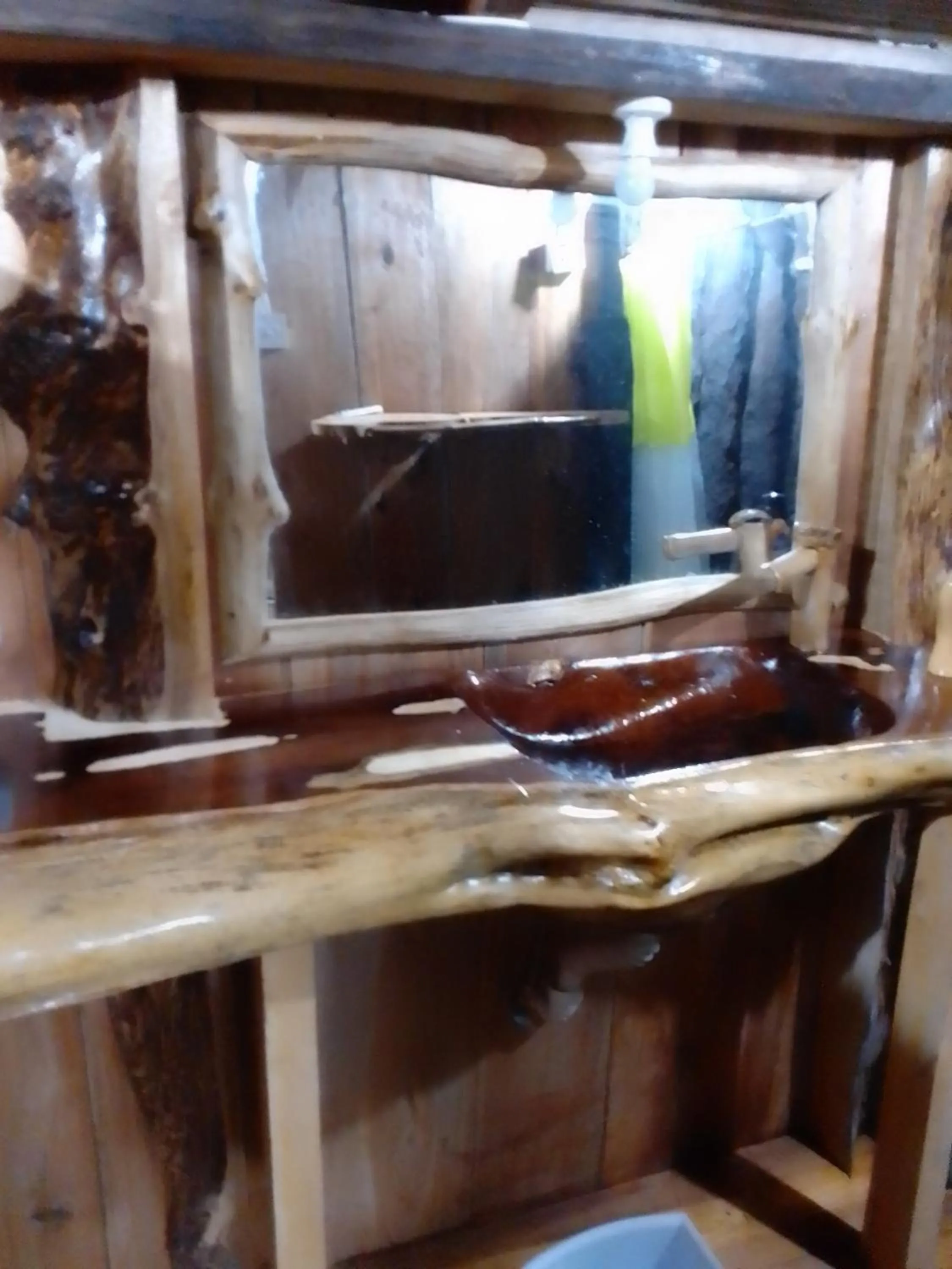 Bathroom in Natty Tropical Valley
