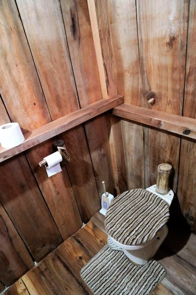 Toilet in Natty Tropical Valley