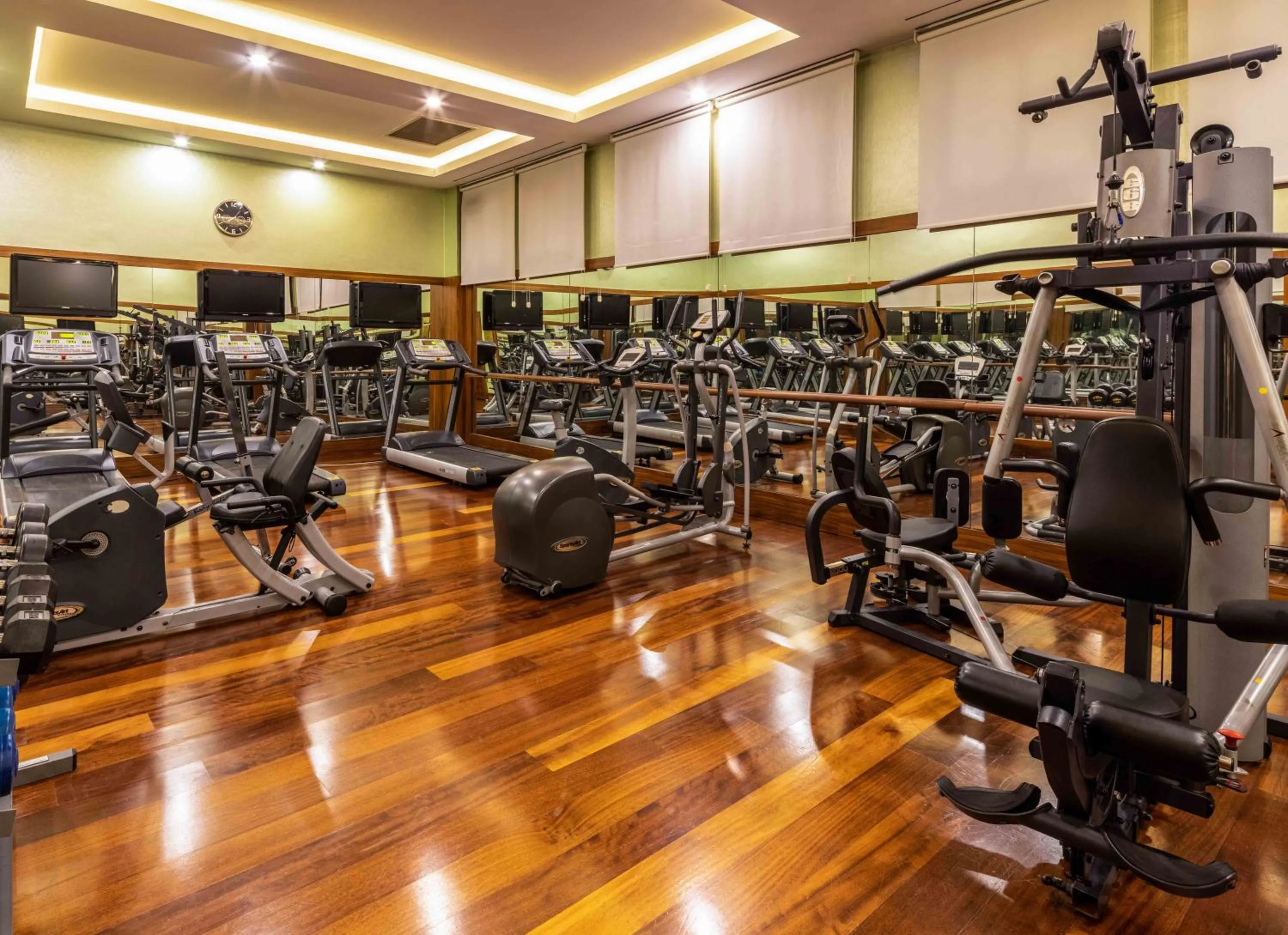 Fitness centre/facilities in Hotel Çelik Palas Convention Center & Thermal SPA