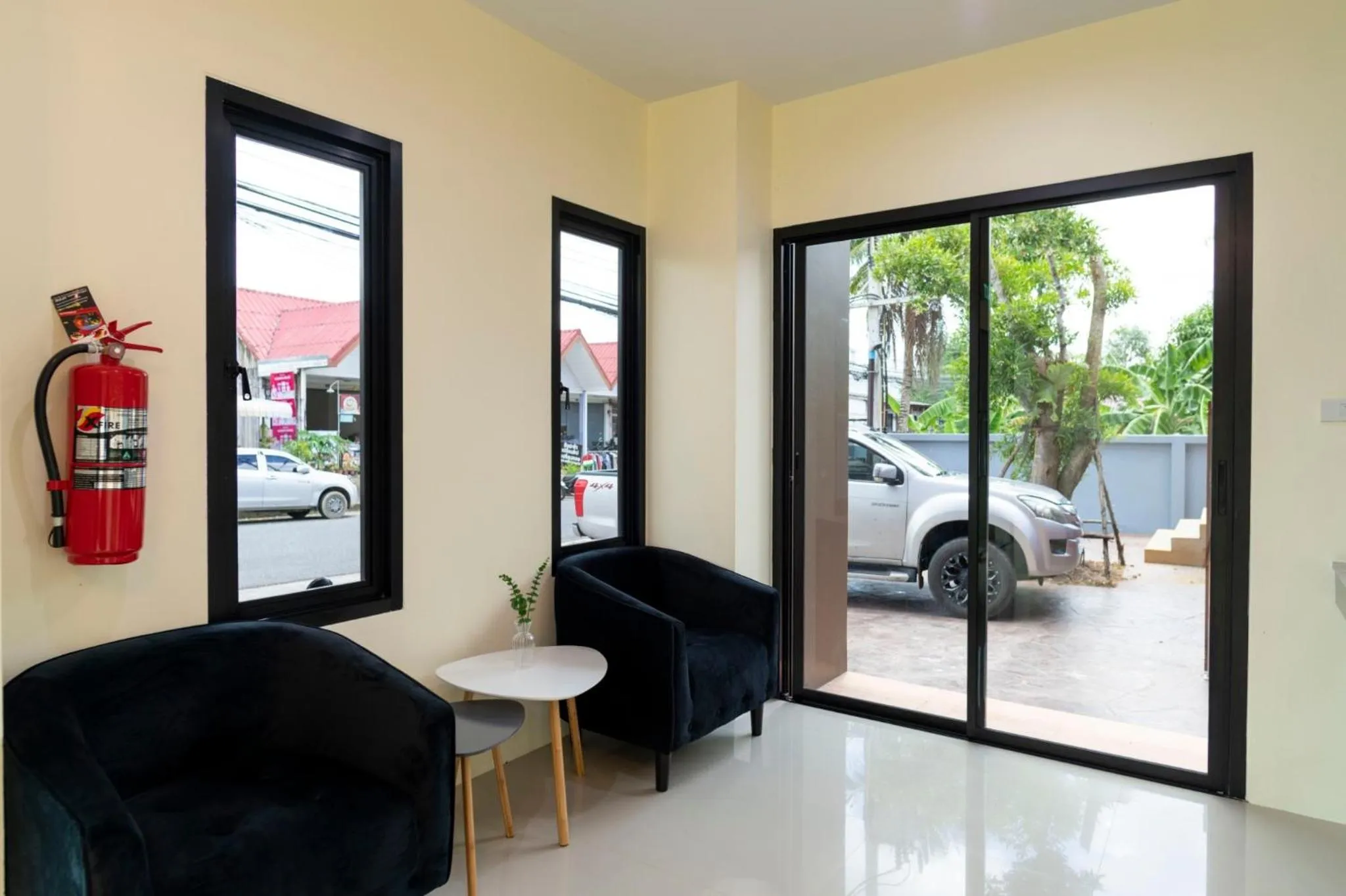 Facade/entrance in Thip Thip Hotel