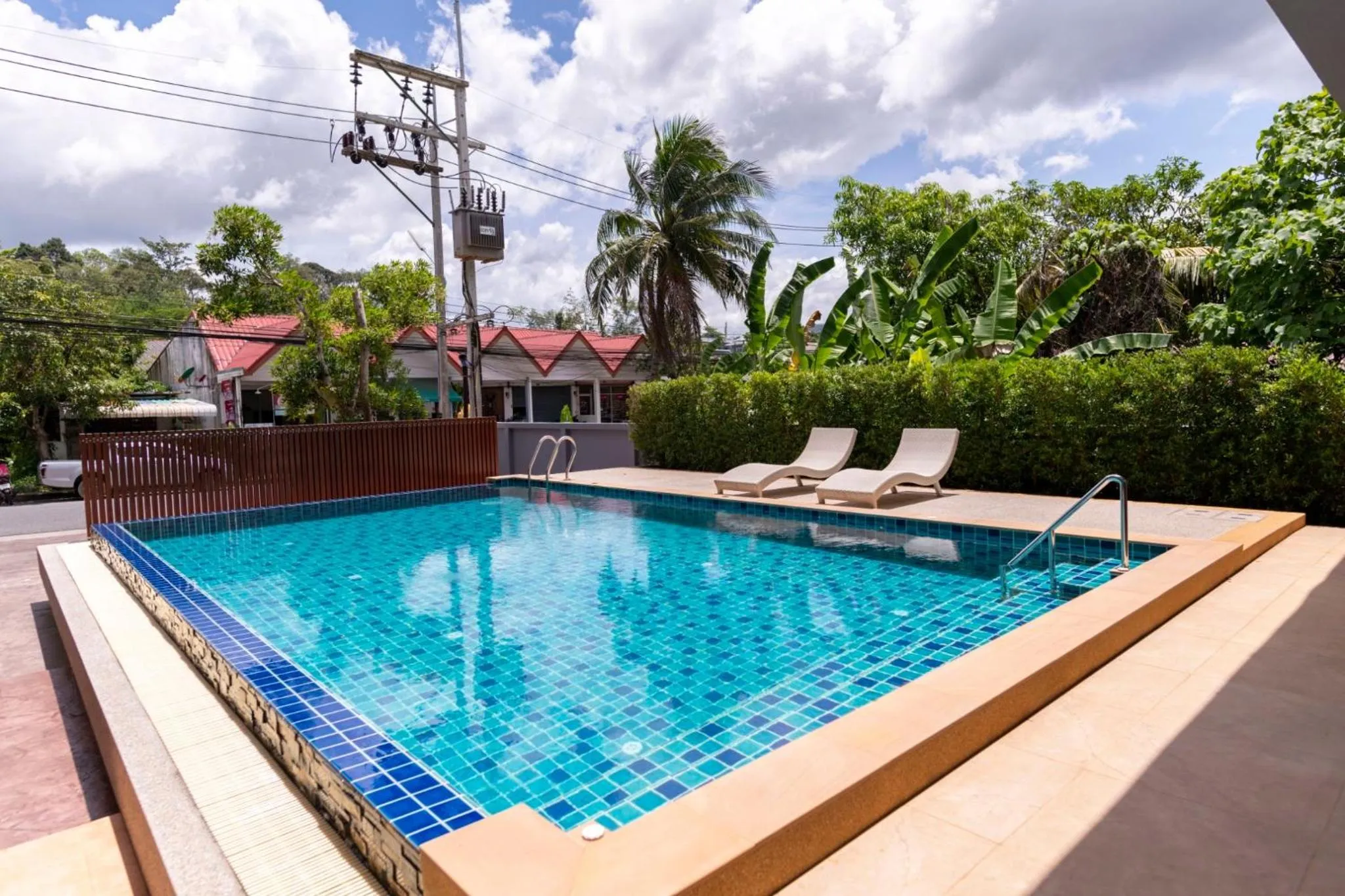 Swimming pool in Thip Thip Hotel