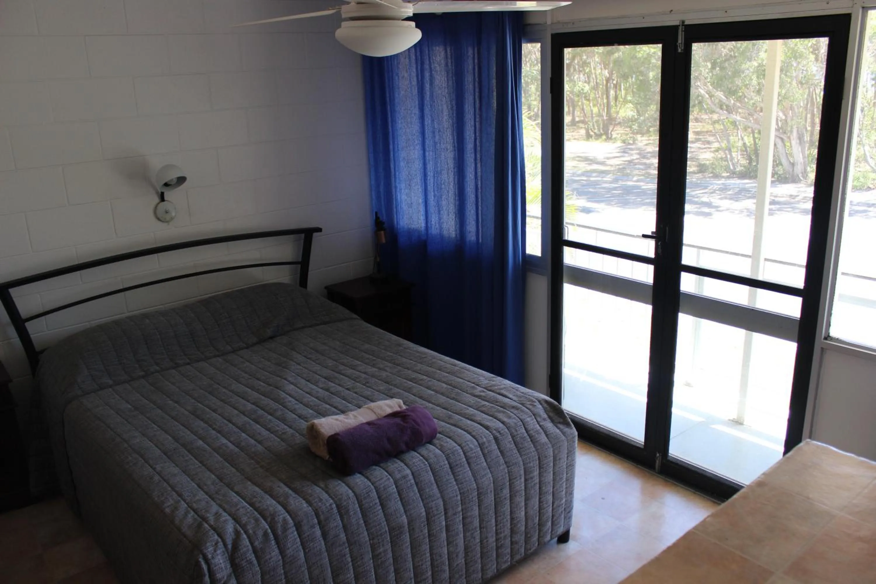 Bed in Pippies Beachhouse Backpackers