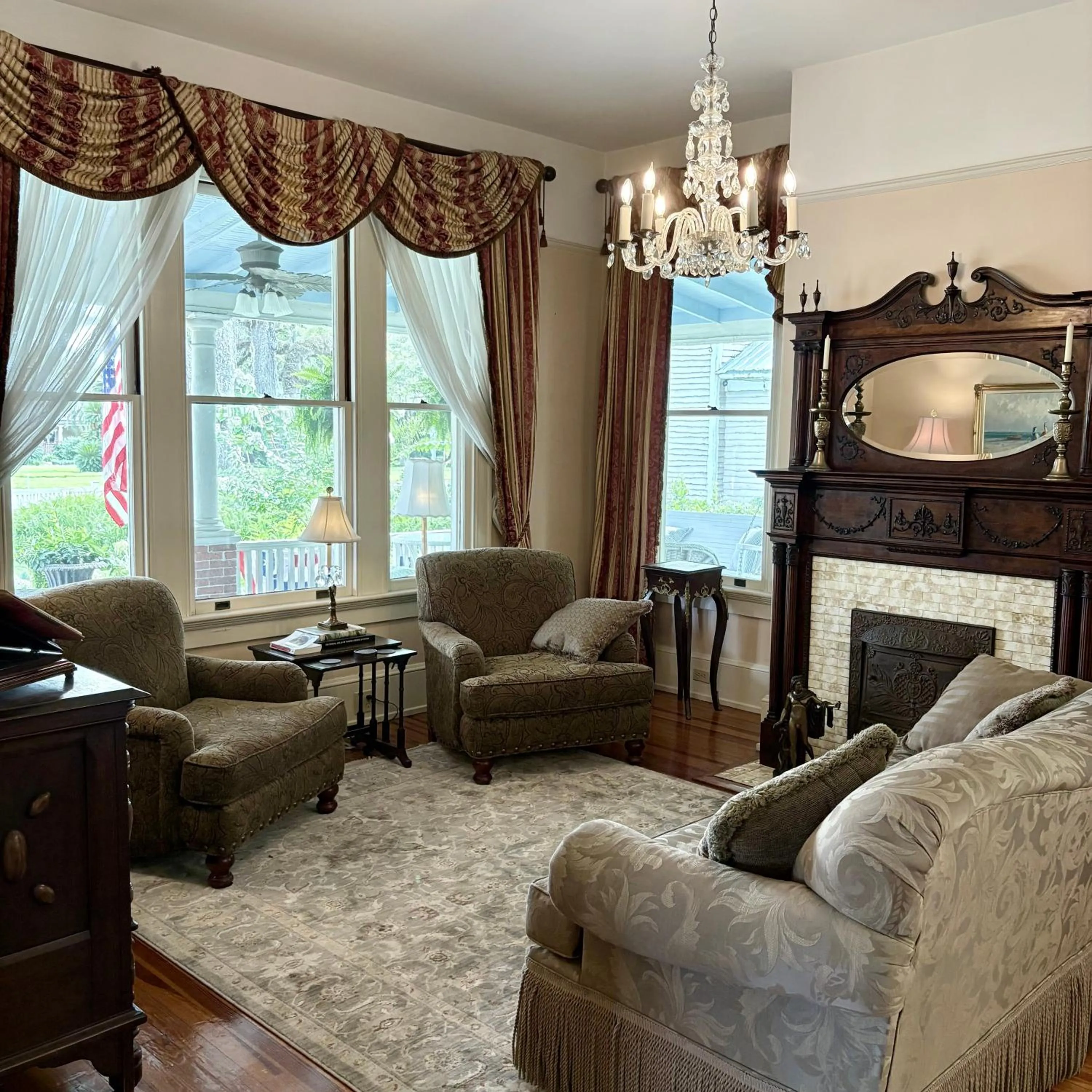 Hoyt House Luxury Bed & Breakfast