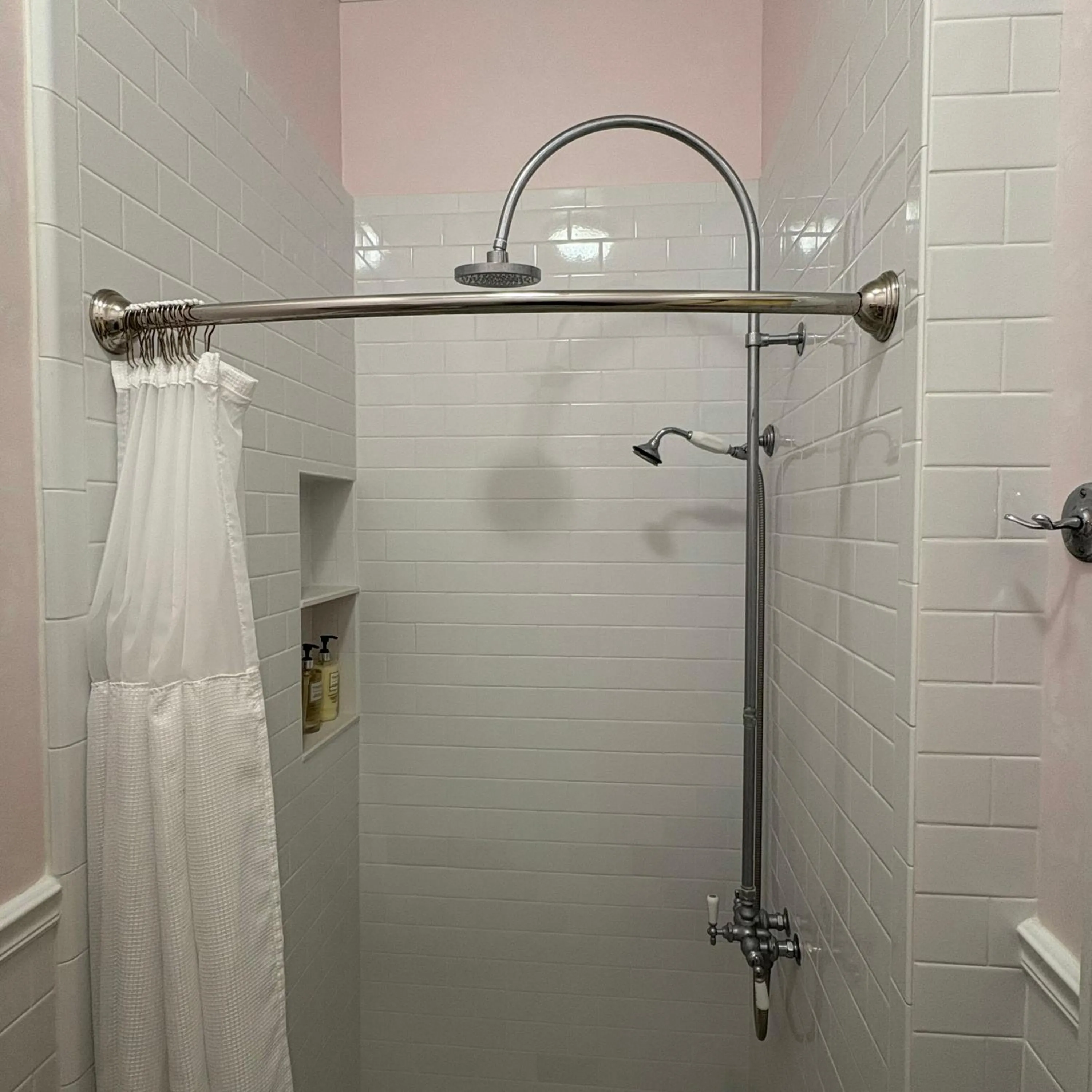 Bathroom in Hoyt House Luxury Bed & Breakfast