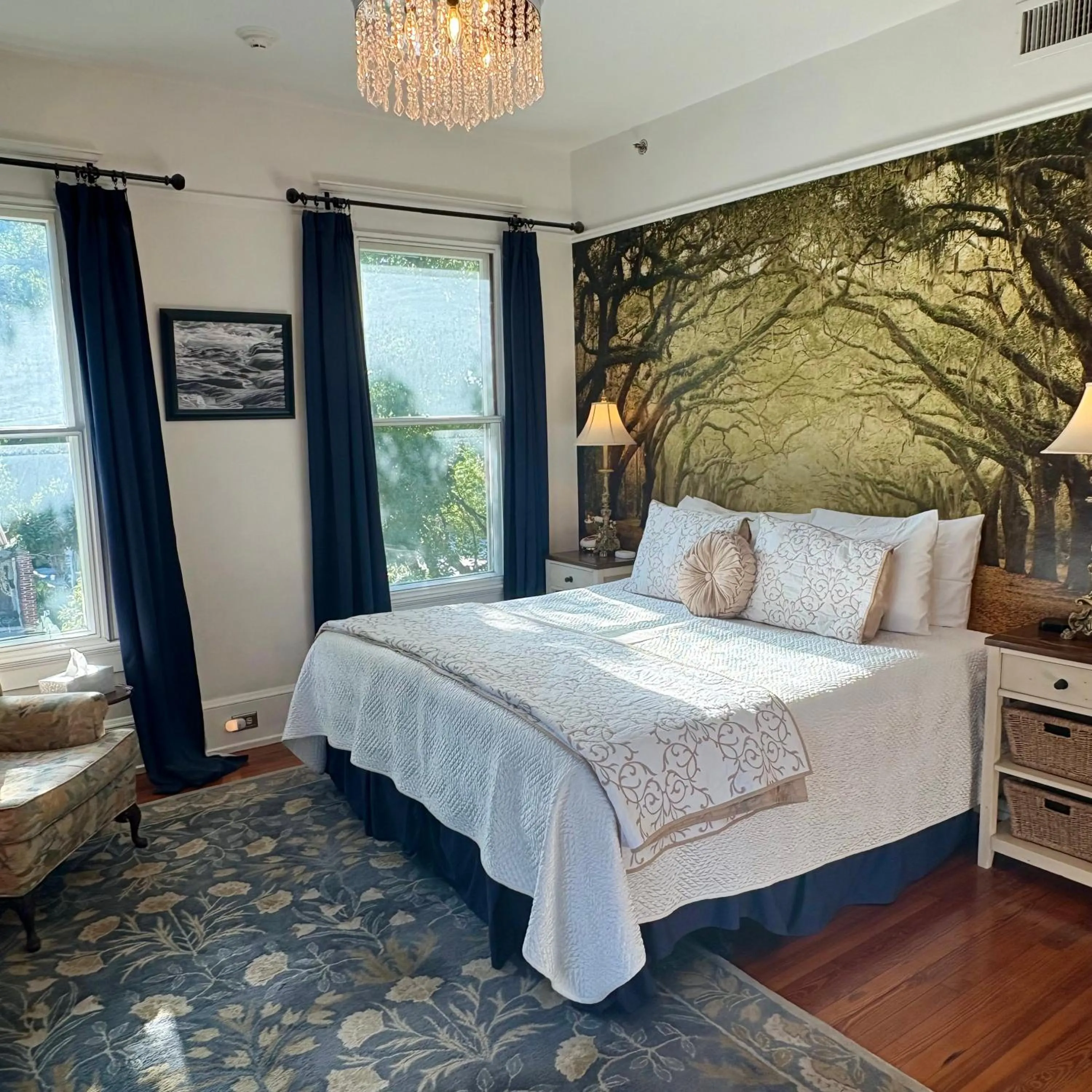 Bed in Hoyt House Luxury Bed & Breakfast