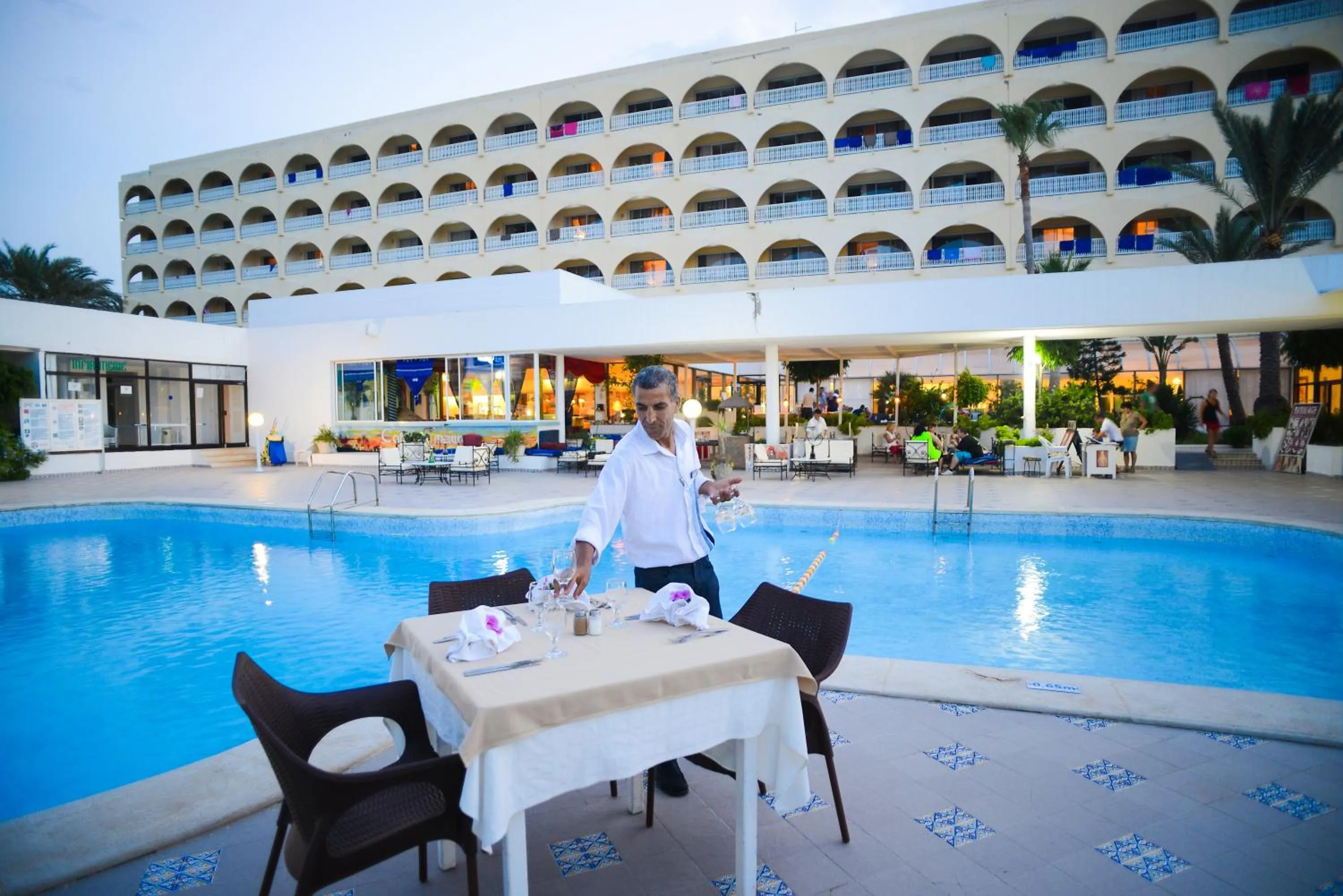 Restaurant/places to eat in One Resort Jockey Monastir
