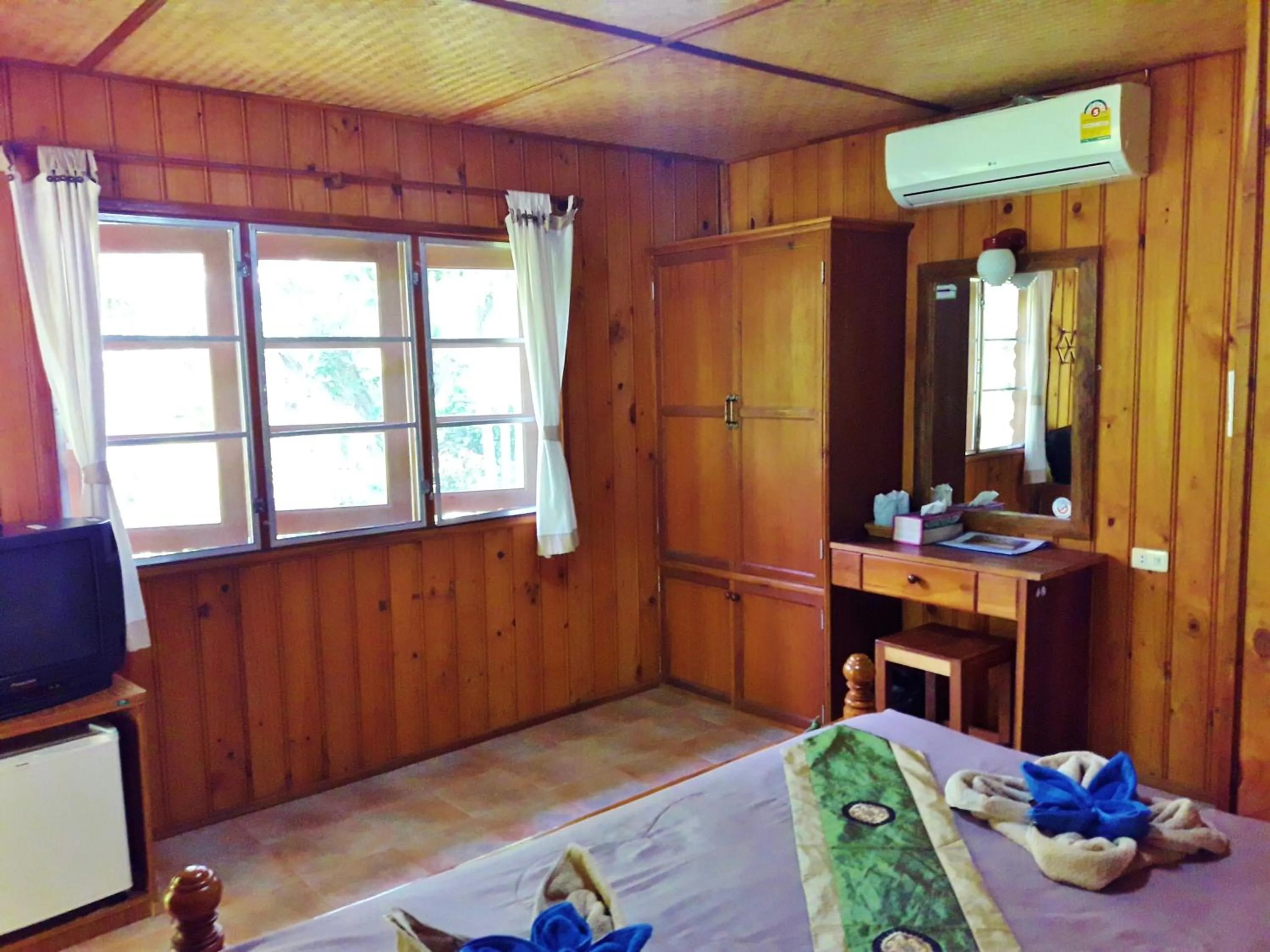 Photo of the whole room in Huan Chiang Dao Resort