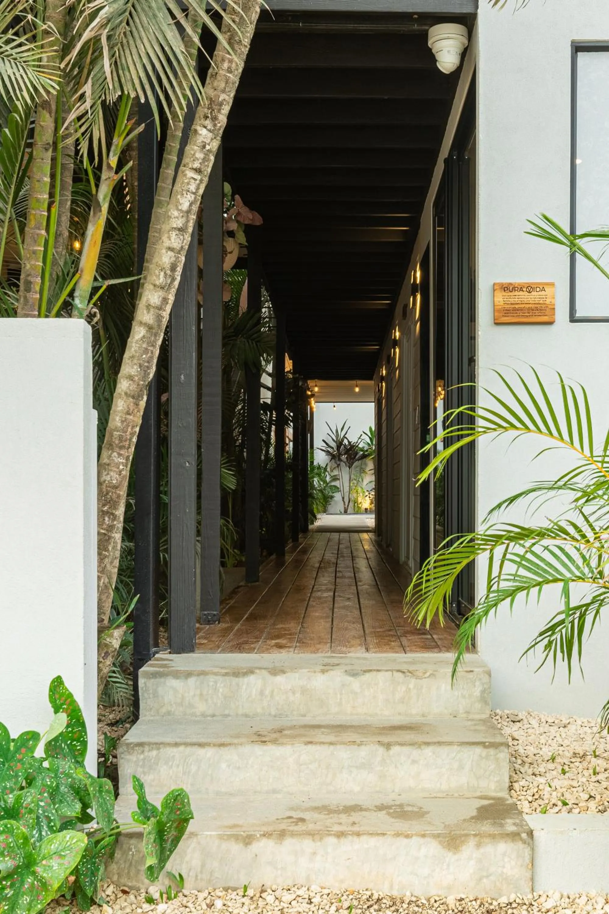 Property building in Ventura Santa Teresa